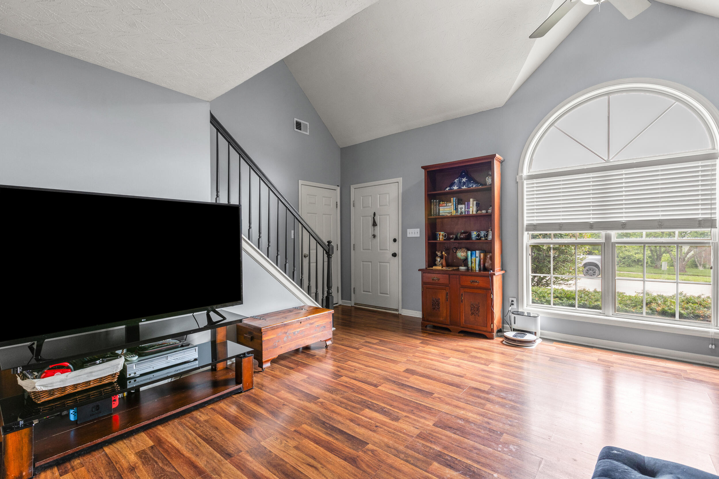 Richmond, Kentucky 40475, United States, 3 Bedrooms Bedrooms, ,2 BathroomsBathrooms,Residential,Active,160428