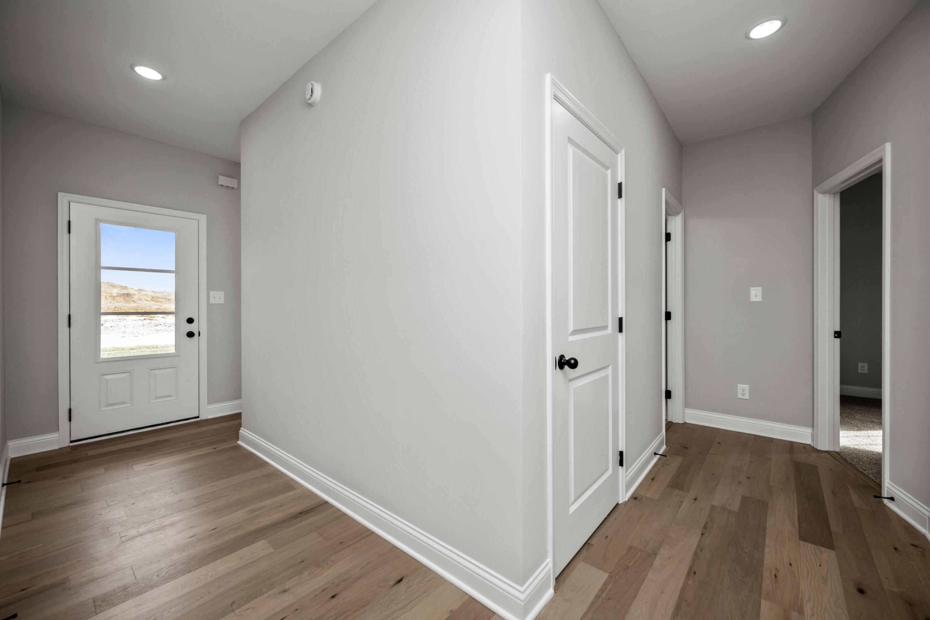 Richmond, Kentucky 40475, United States, 3 Bedrooms Bedrooms, ,2 BathroomsBathrooms,Residential,Pending,51000