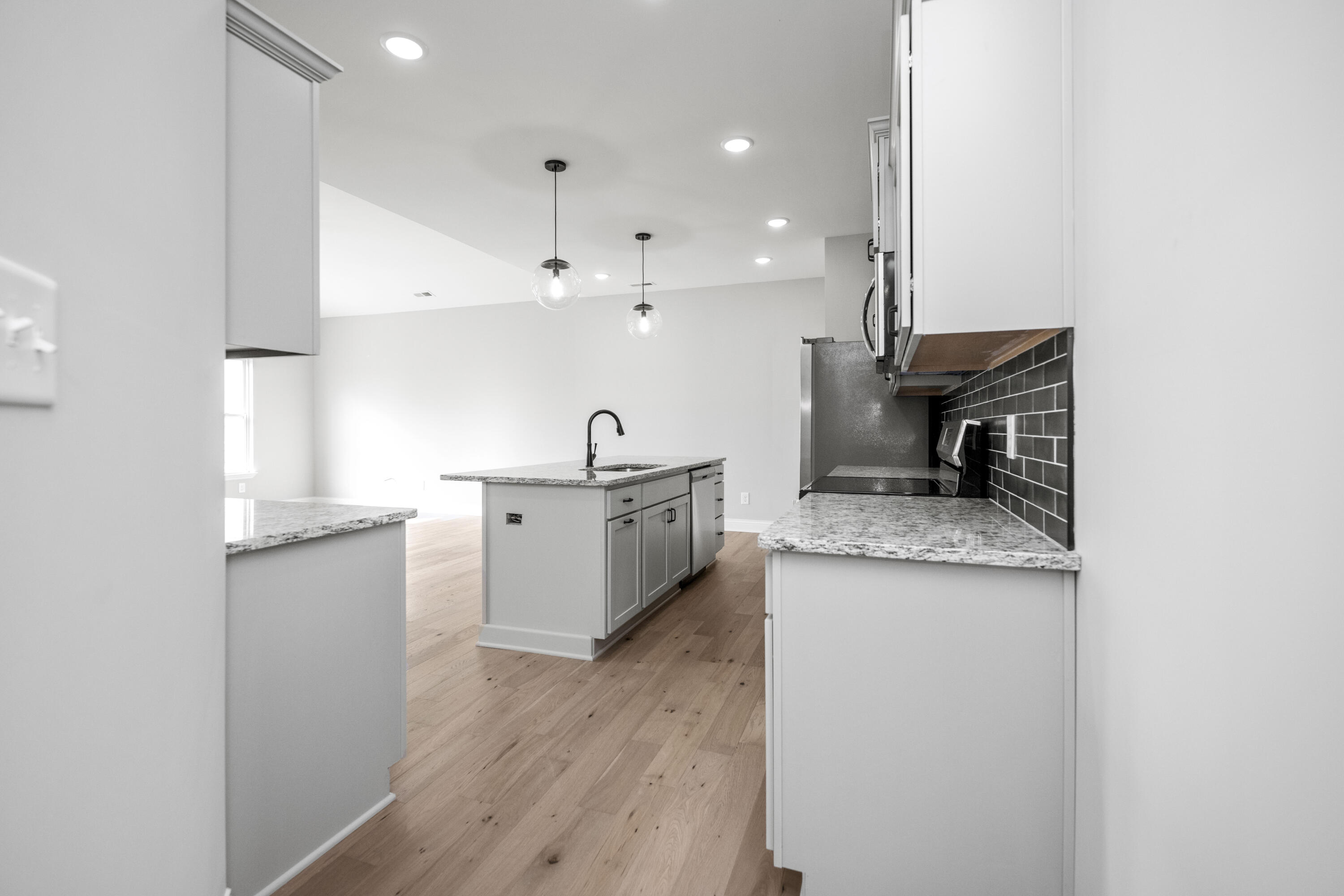 Richmond, Kentucky 40475, United States, 3 Bedrooms Bedrooms, ,2 BathroomsBathrooms,Residential,Pending,51000