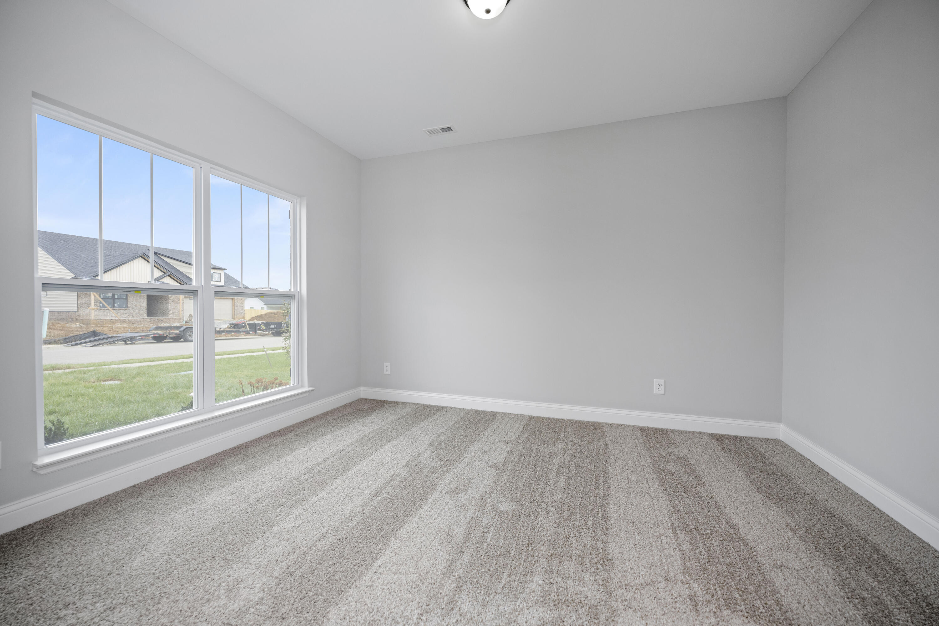 Richmond, Kentucky 40475, United States, 3 Bedrooms Bedrooms, ,2 BathroomsBathrooms,Residential,Pending,51000