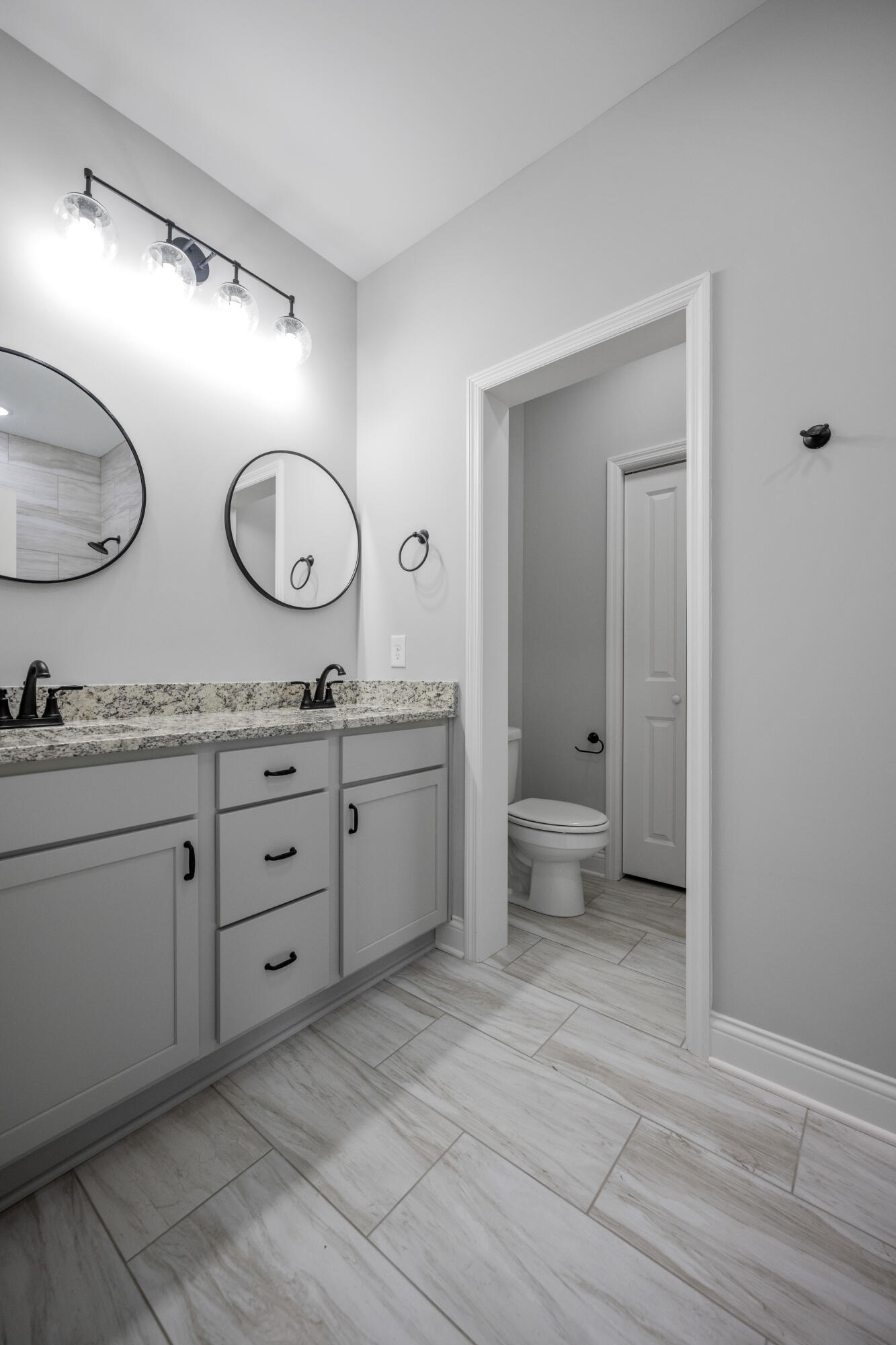 Richmond, Kentucky 40475, United States, 3 Bedrooms Bedrooms, ,2 BathroomsBathrooms,Residential,Pending,51000