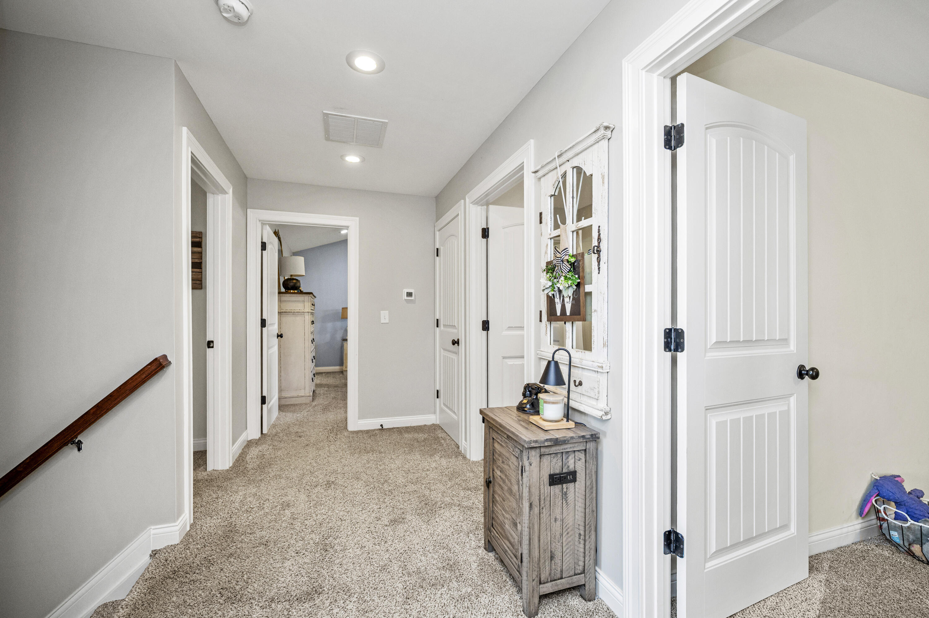 Berea, Kentucky 40403, United States, 4 Bedrooms Bedrooms, ,3 BathroomsBathrooms,Residential,Active,231394