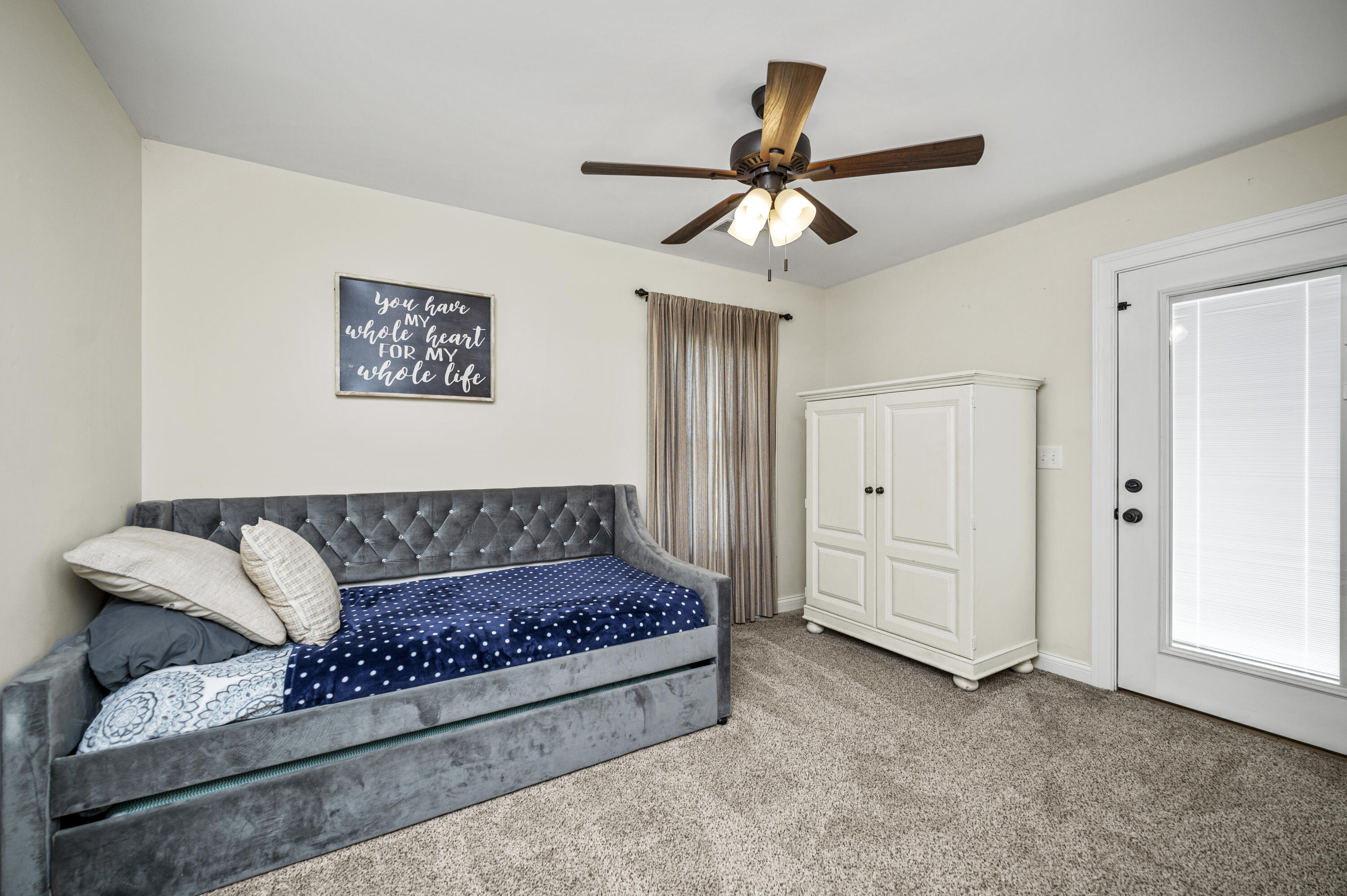 Berea, Kentucky 40403, United States, 4 Bedrooms Bedrooms, ,3 BathroomsBathrooms,Residential,Active,231394