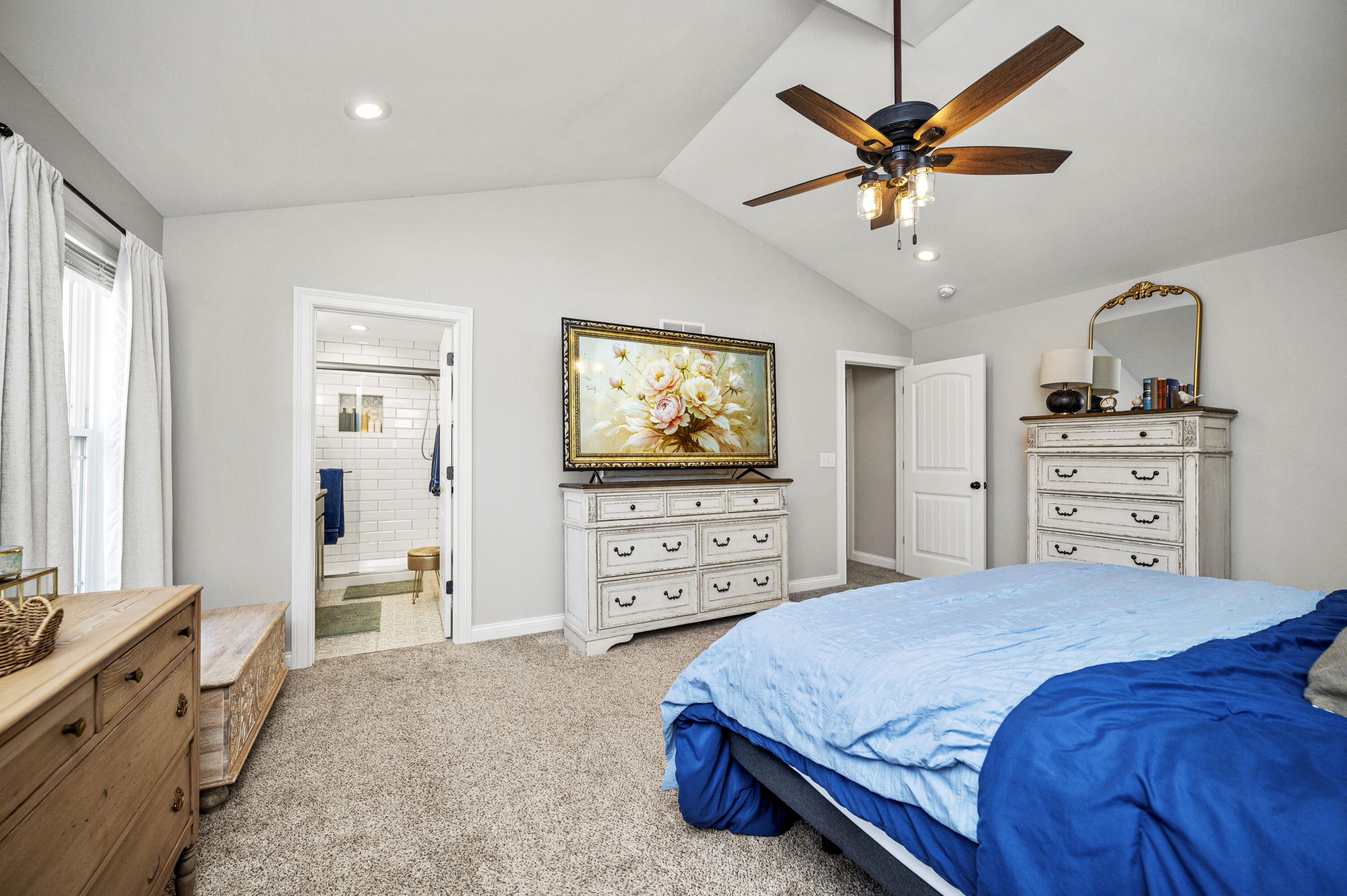 Berea, Kentucky 40403, United States, 4 Bedrooms Bedrooms, ,3 BathroomsBathrooms,Residential,Active,231394