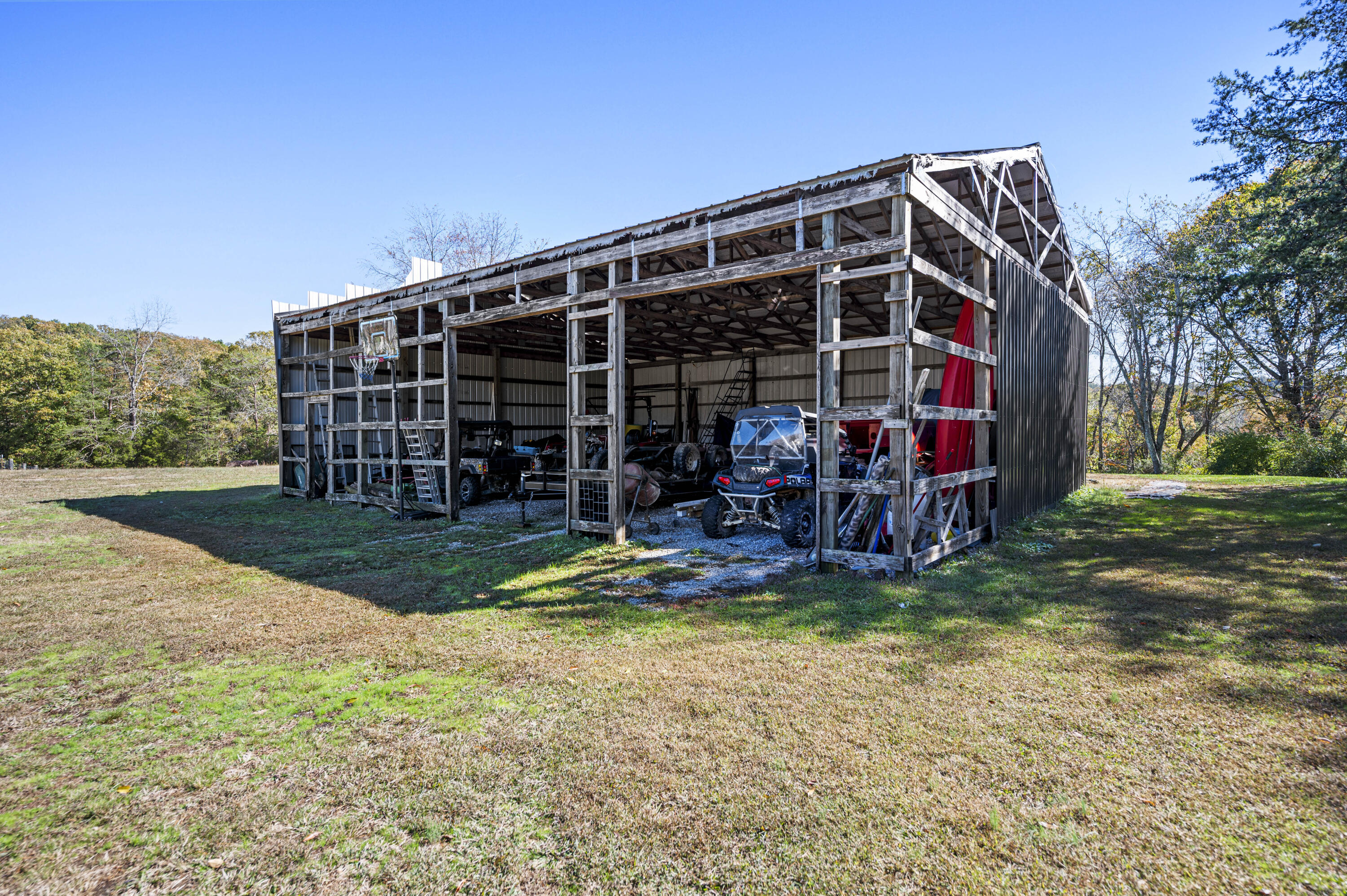 Berea, Kentucky 40403, United States, 4 Bedrooms Bedrooms, ,3 BathroomsBathrooms,Residential,Active,231394