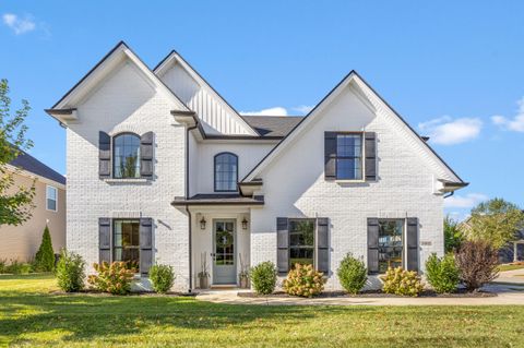 Photo of 2002 Covington Drive, Lexington, KY 40509 (MLS # 25507422)