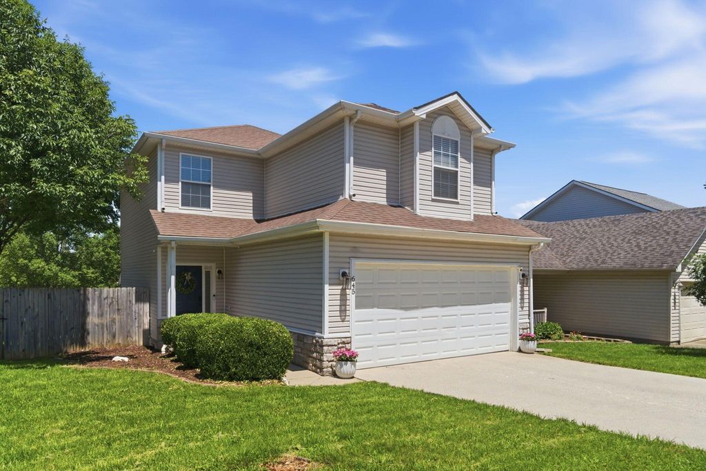 Photo of 645 Danby Woods Drive, Lexington, KY 40509 (MLS # 26012803)