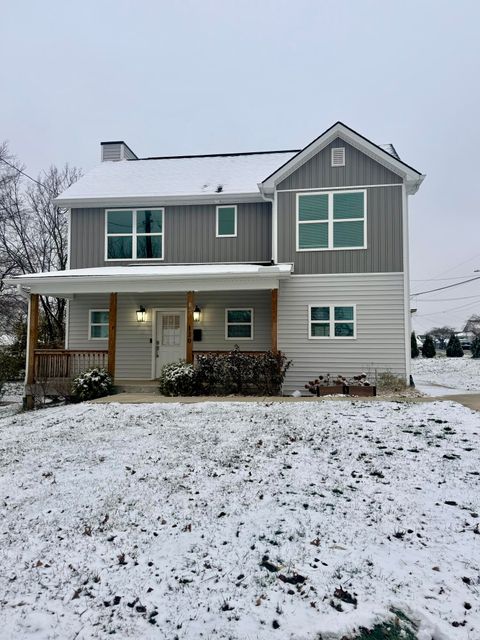 Photo of 120 Jackson Street, Winchester, KY 40391 (MLS # 25507377)