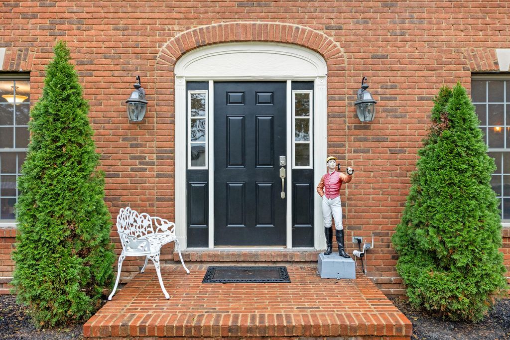 Photo of 113 Old Pond Way, Richmond, KY 40475 (MLS # 25504880)