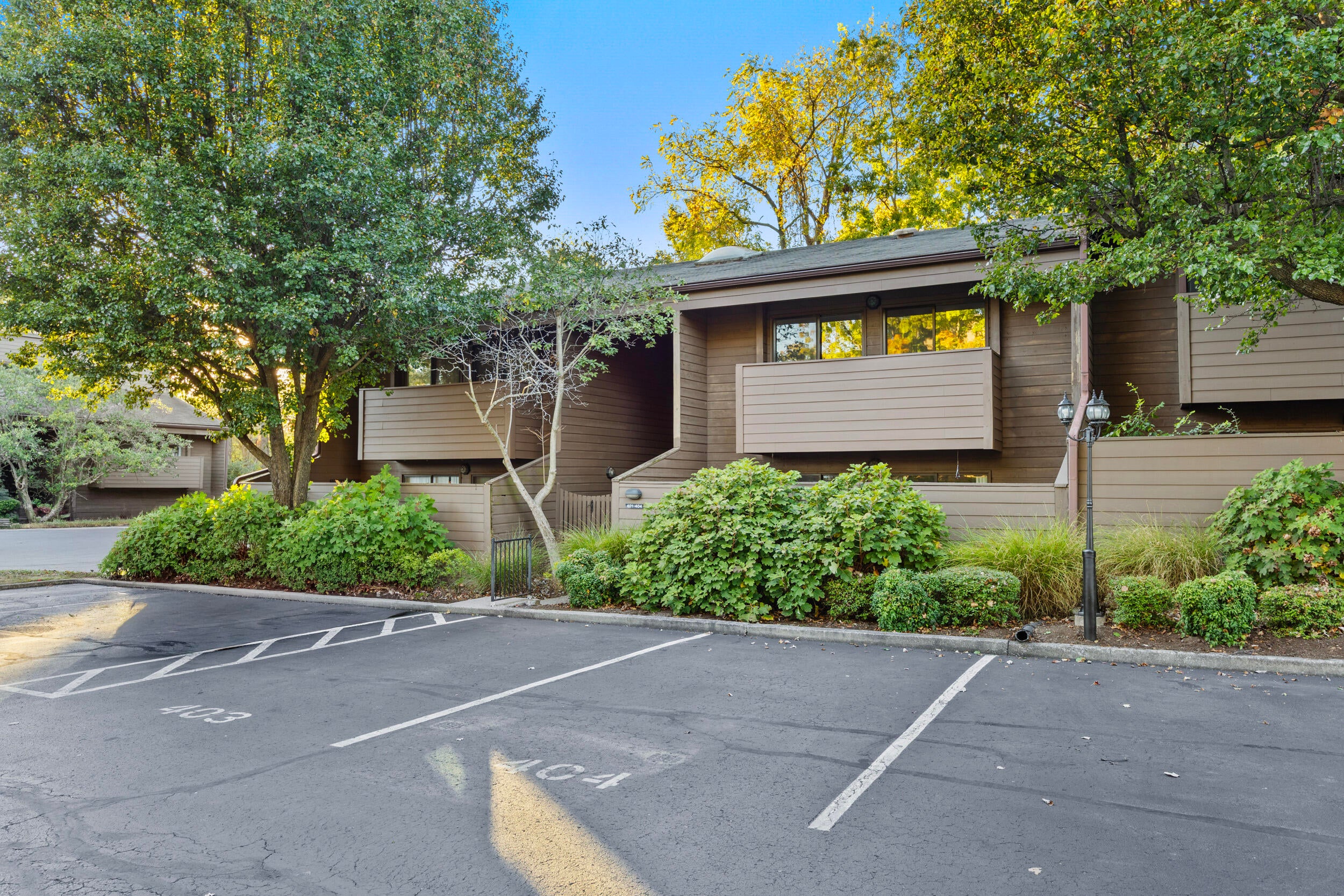 750 Shaker Drive 404