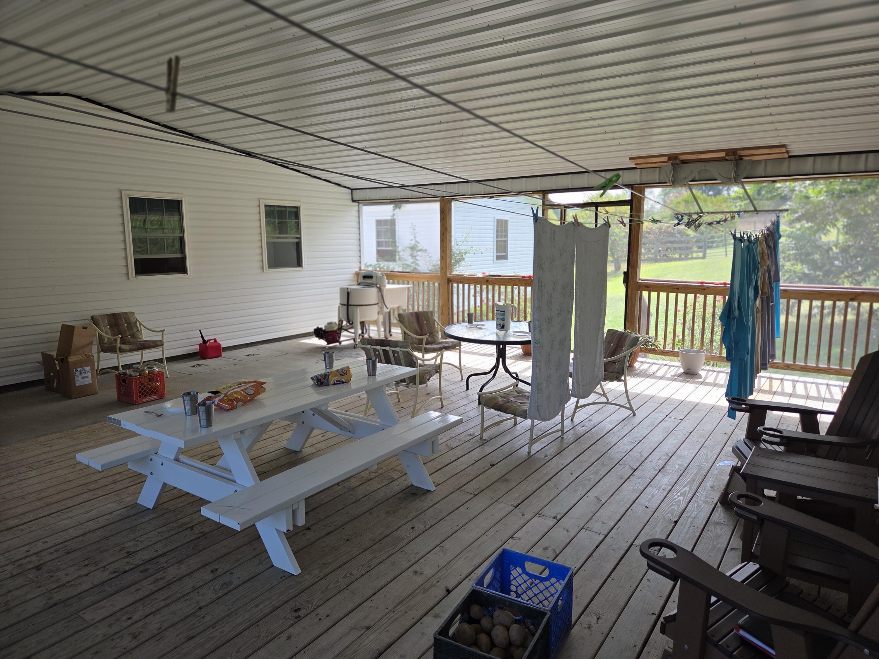 Owingsville, Kentucky, 40360, United States, 10 Bedrooms Bedrooms, ,Residential,Active,1996282