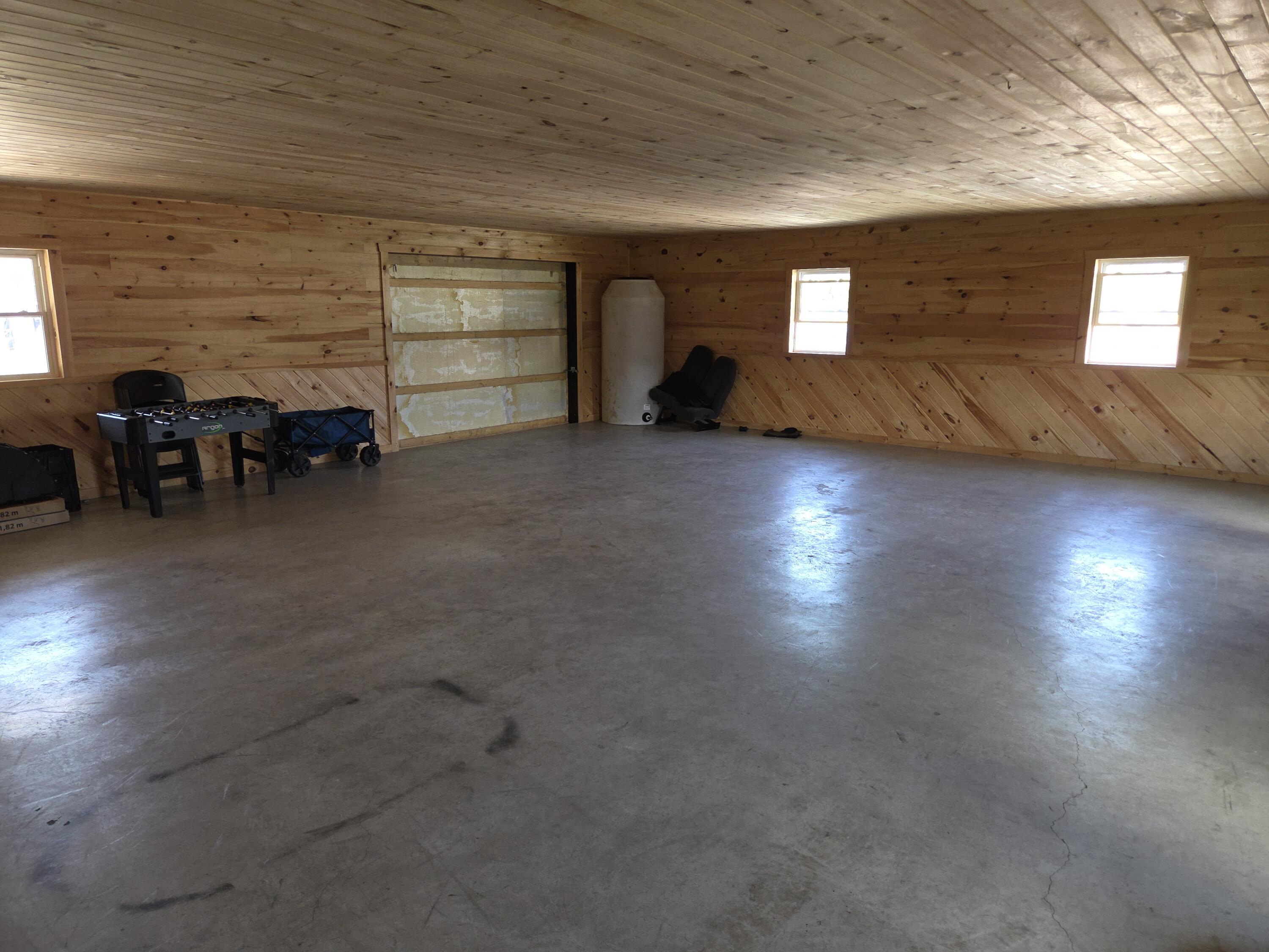 Owingsville, Kentucky, 40360, United States, 10 Bedrooms Bedrooms, ,Residential,Active,1996282