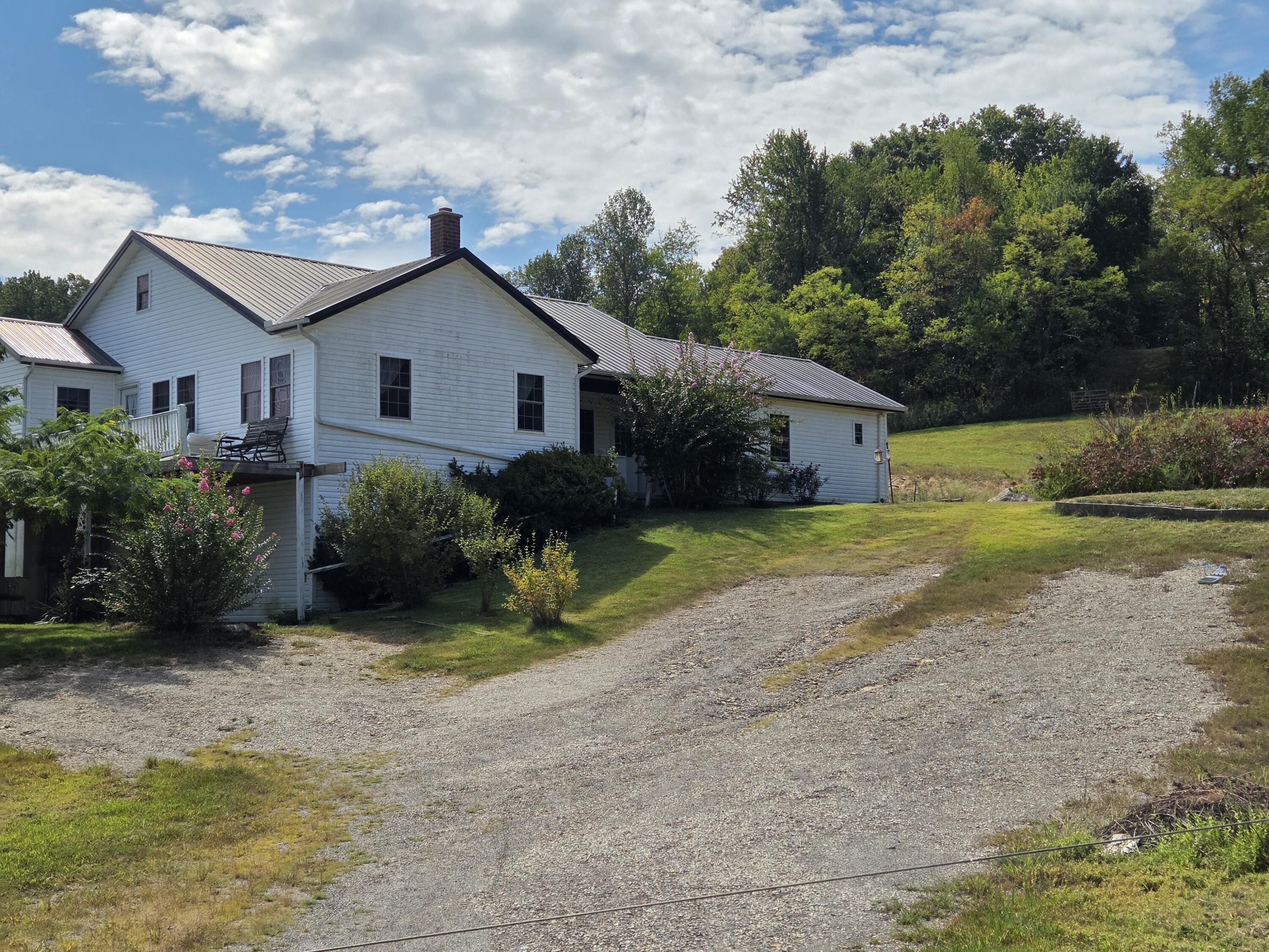 Owingsville, Kentucky, 40360, United States, 10 Bedrooms Bedrooms, ,Residential,Active,1996282
