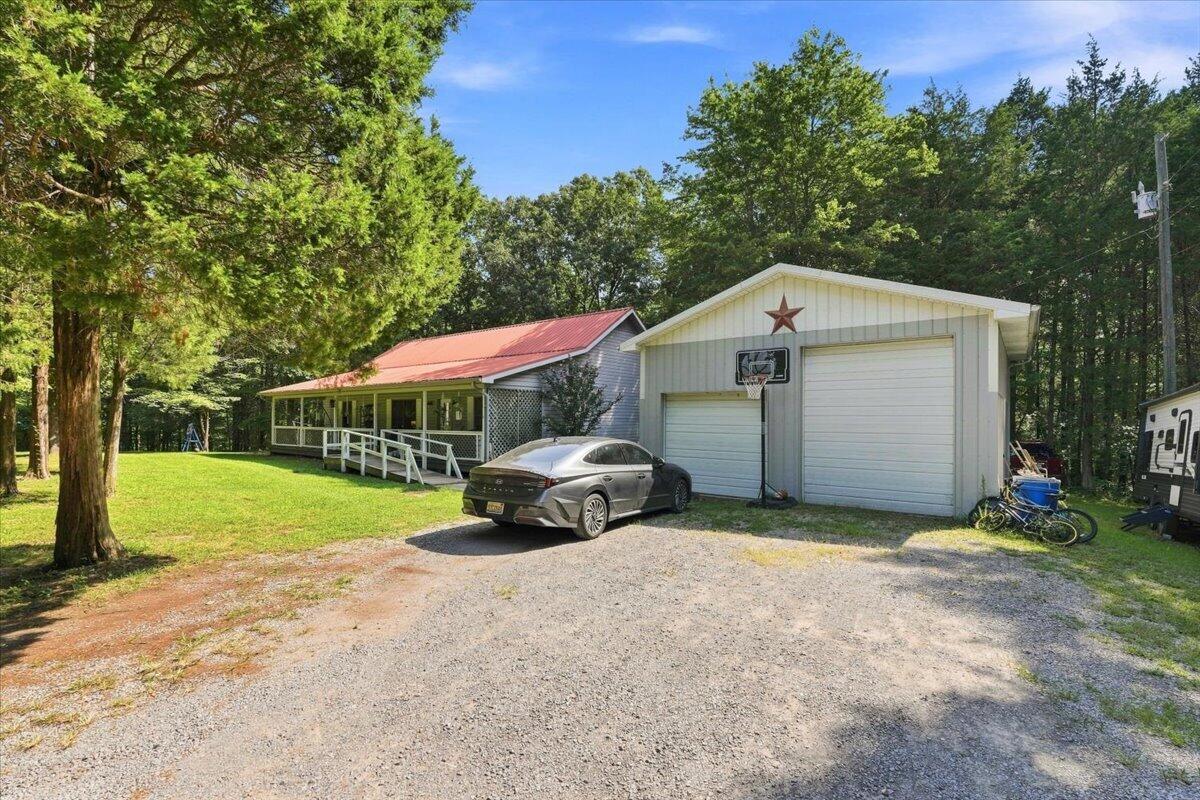 3472 Barge Island Road