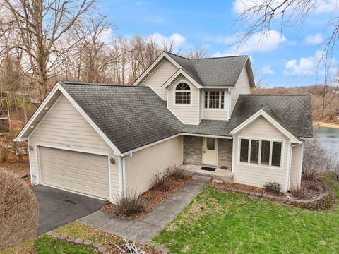 Property photo of 631 Lawless Road, Jamestown, KY 42629