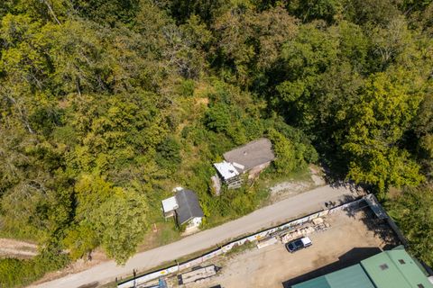 Photo of 1559 Amster Grove Road, Winchester, KY 40391 (MLS # 25501350)