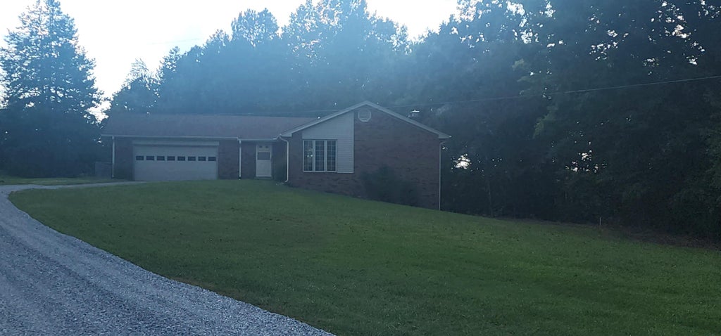 Photo of 205 Oneal Road, London, KY 40741 (MLS # 26025596)