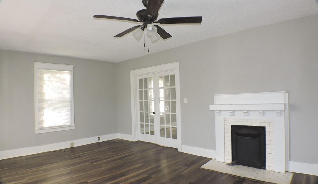 Photo of 335 Main Street, Mt Sterling, KY 40353 (MLS # 25503908)