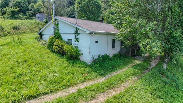 158 ROBBINS LN, MOUNT VERNON, KY 40456 - Image 5e2310bf5bbf9e301e875f940b30c11b/2118931034