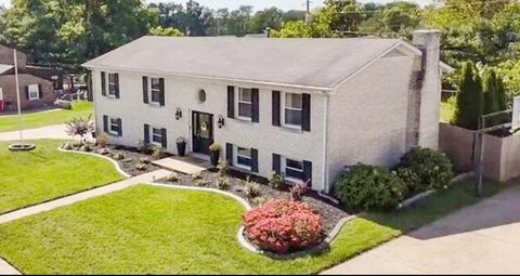 Photo of 315 Beacon Hill, Nicholasville, KY 40356 (MLS # 25502701)
