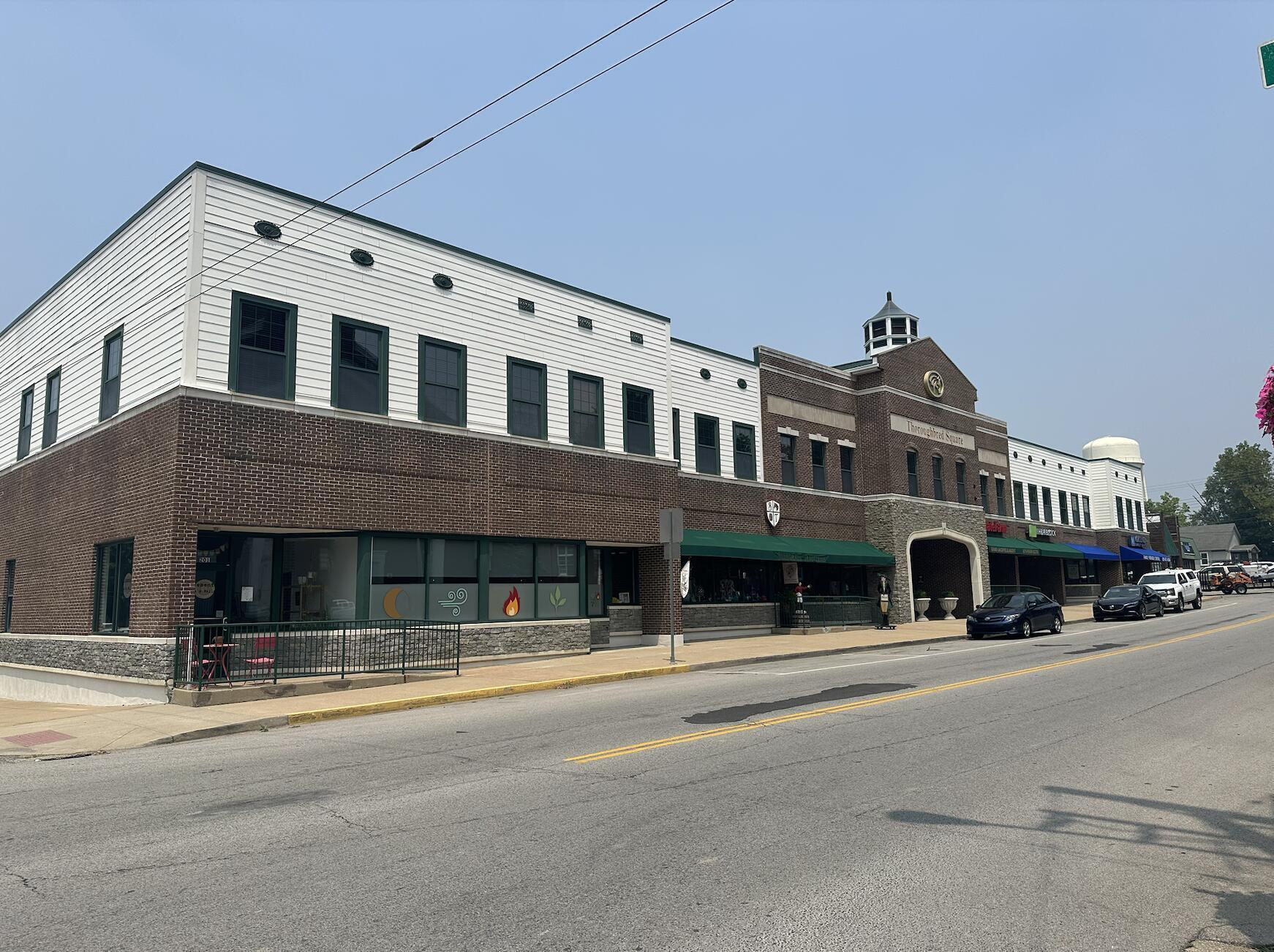 Photo 1 of 18 — 201-217 N Main Street 201, Versailles, KY 40383
