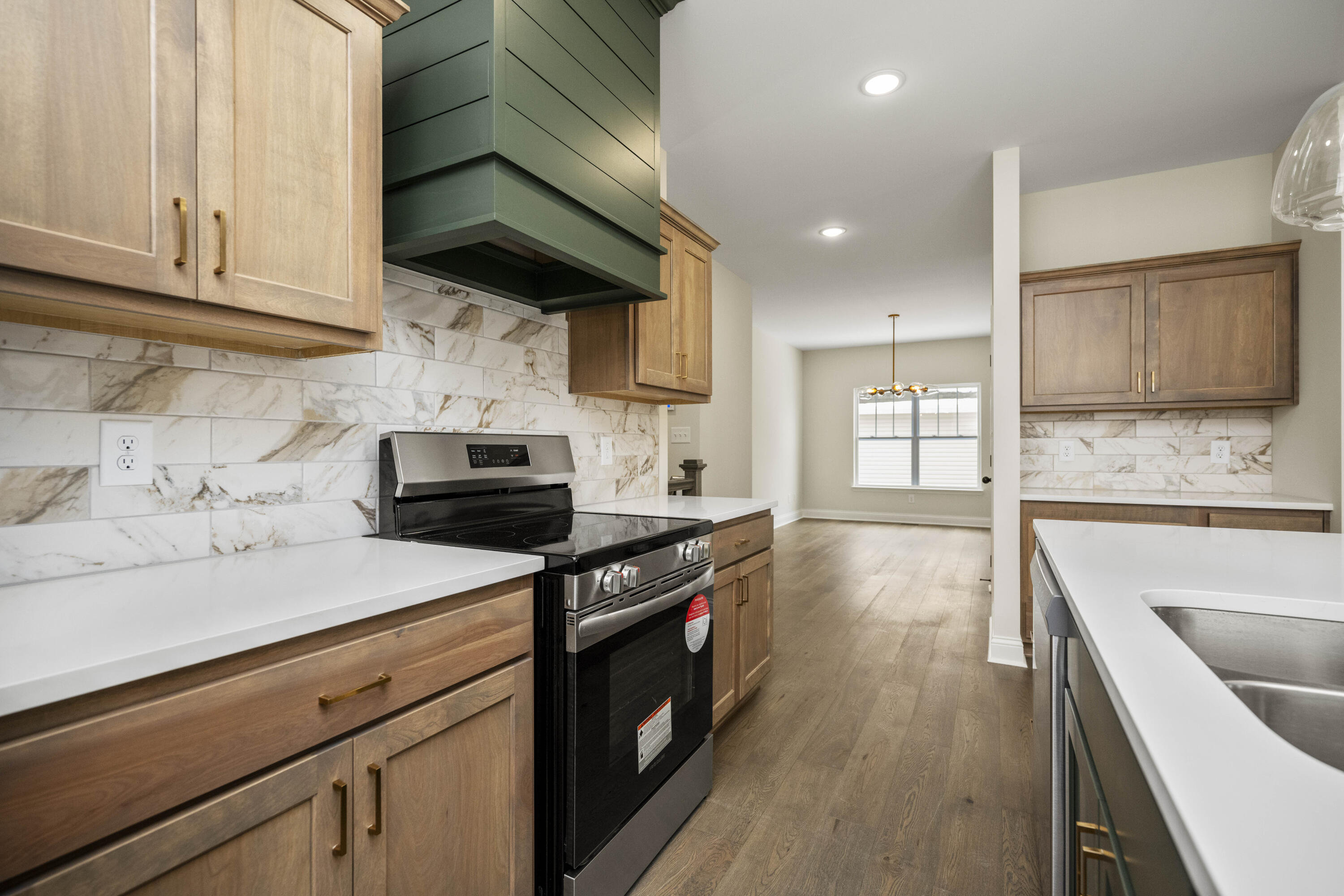 Richmond, Kentucky 40475, United States, 4 Bedrooms Bedrooms, ,3 BathroomsBathrooms,Residential,Active,51001