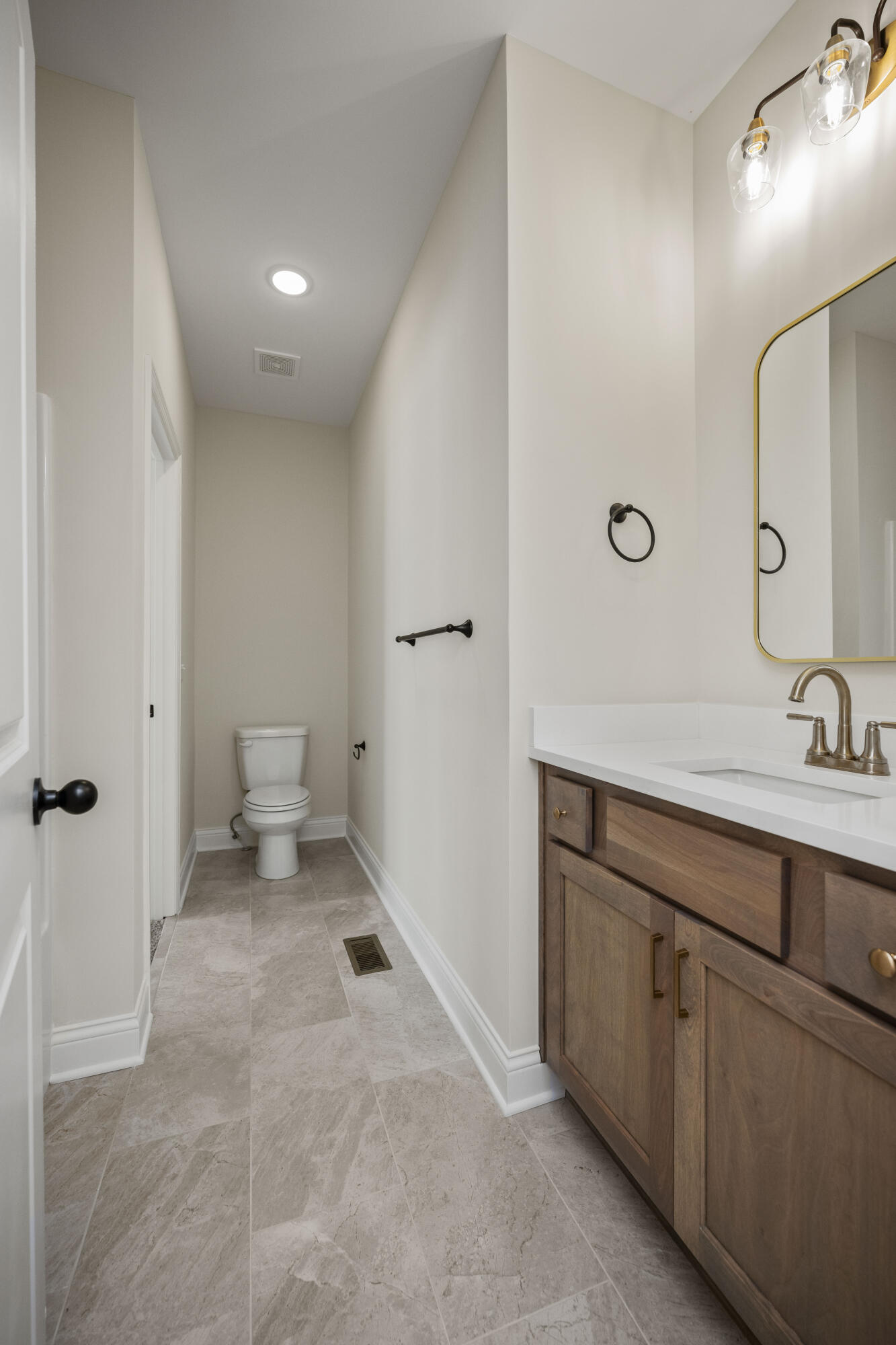 Richmond, Kentucky 40475, United States, 4 Bedrooms Bedrooms, ,3 BathroomsBathrooms,Residential,Active,51001