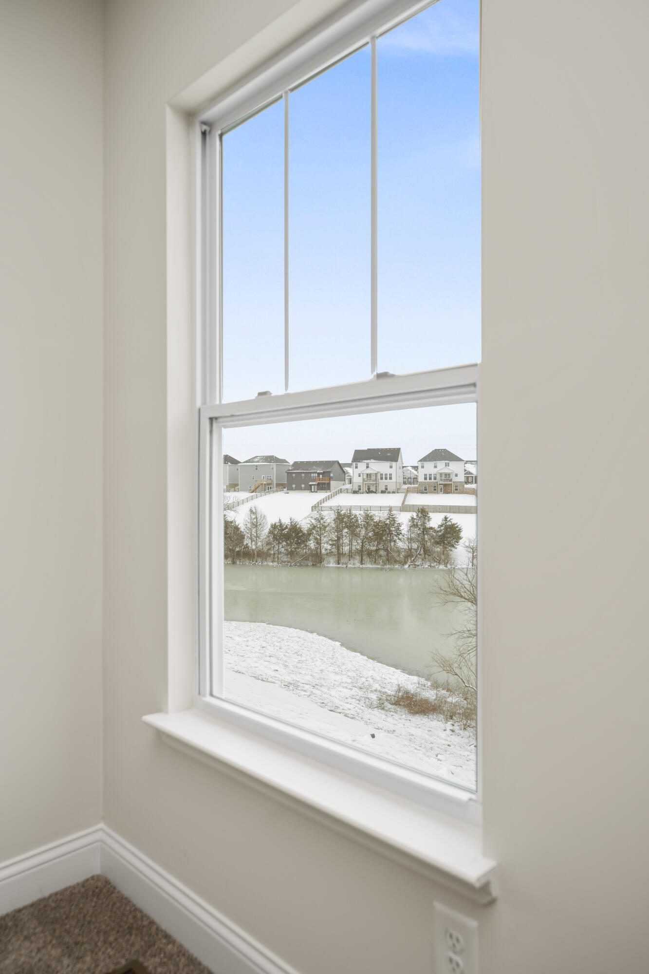 Richmond, Kentucky 40475, United States, 4 Bedrooms Bedrooms, ,3 BathroomsBathrooms,Residential,Active,51001