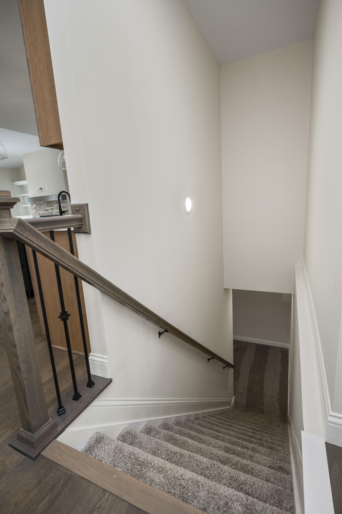 Richmond, Kentucky 40475, United States, 4 Bedrooms Bedrooms, ,3 BathroomsBathrooms,Residential,Active,51001