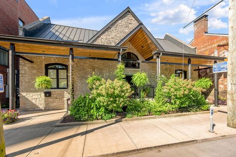 Photo of 514 W Short Street #102, Lexington, KY 40507 (MLS # 25500039)