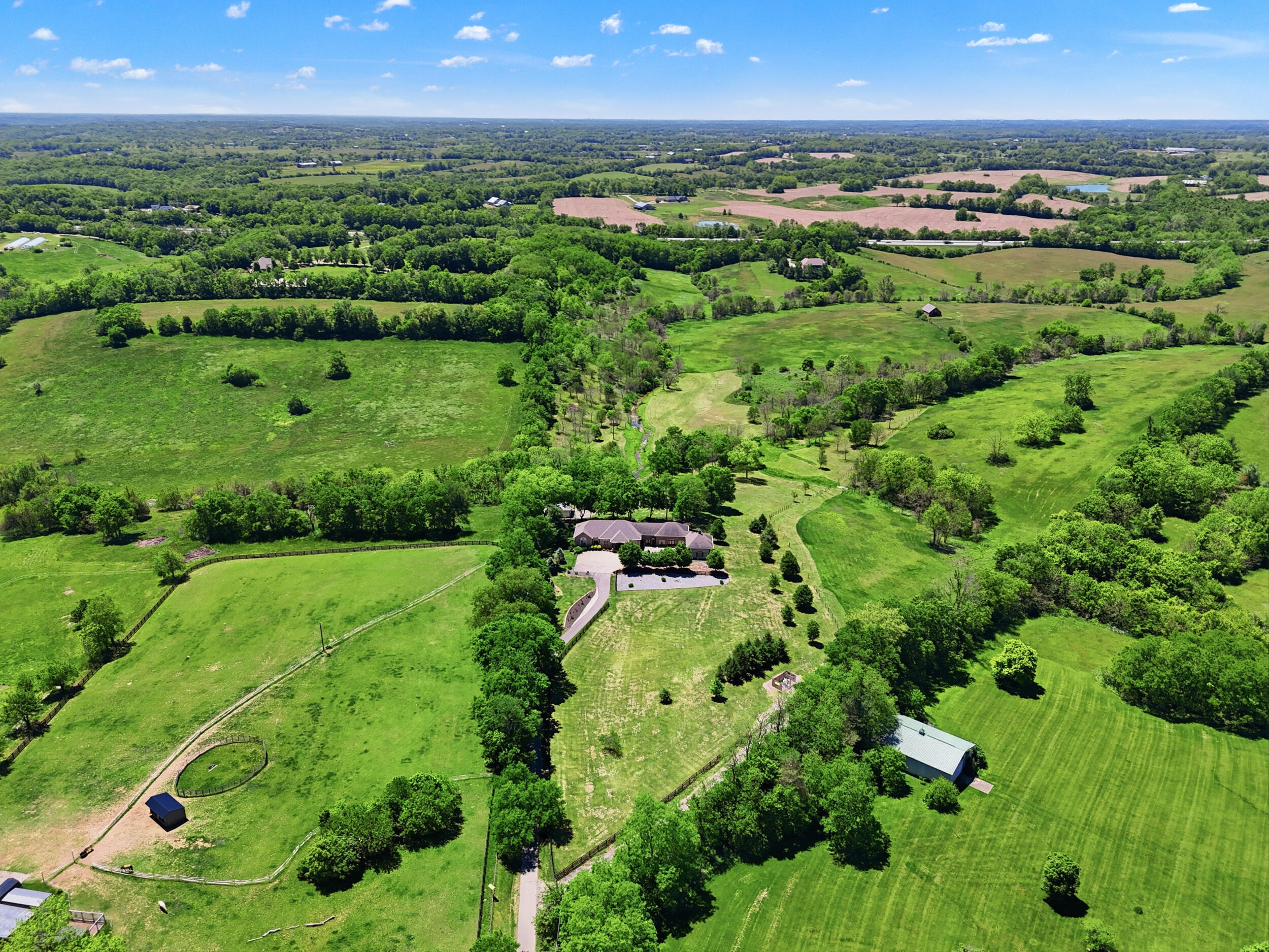 621 S Cleveland Rd, Lexington, KY, 40515, USA, 5 Bedrooms Bedrooms, ,5 BathroomsBathrooms,Residential,Pending,621 S Cleveland Rd,26010946