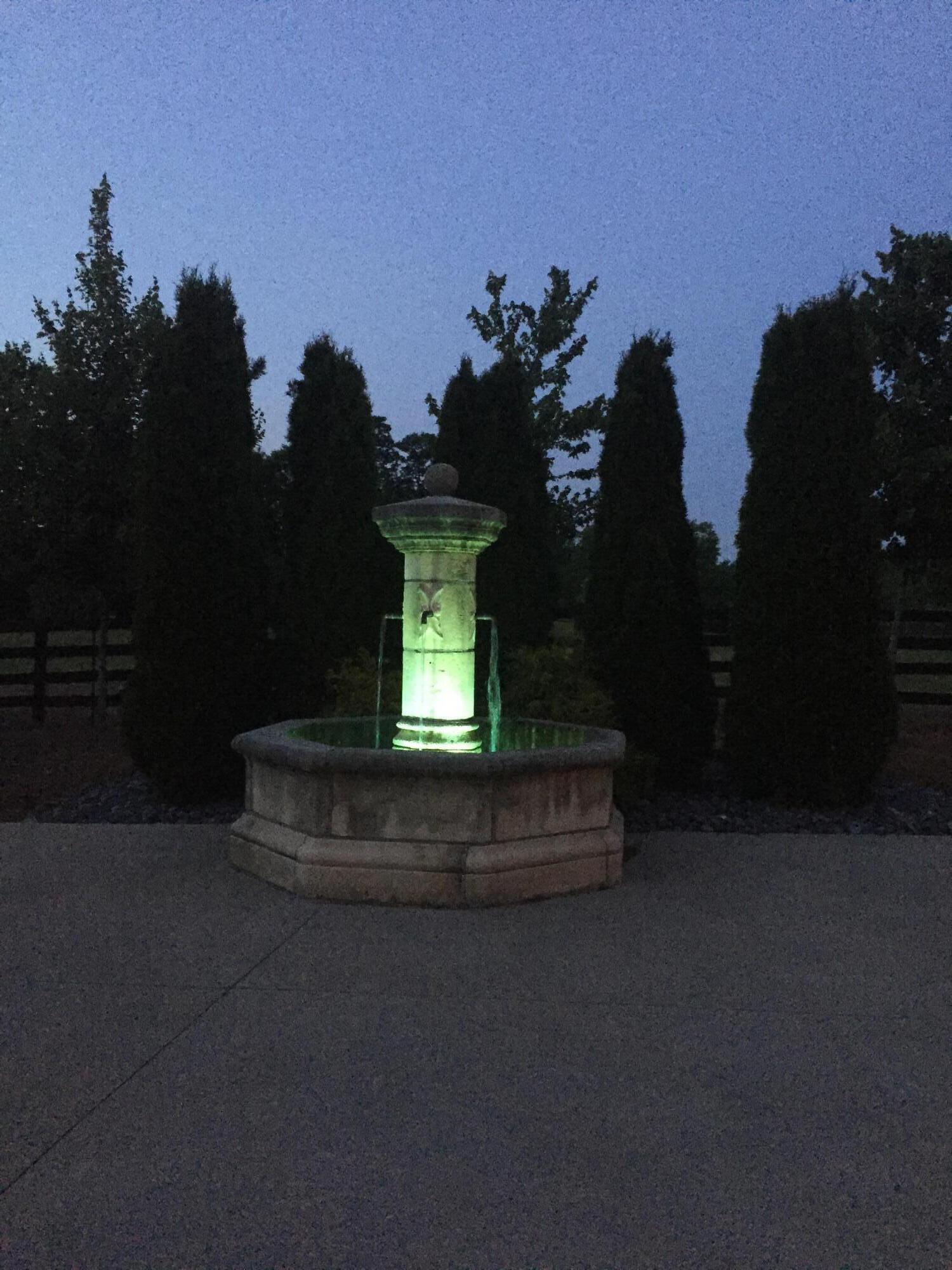 621 S Cleveland Rd, Lexington, KY, 40515, USA, 5 Bedrooms Bedrooms, ,5 BathroomsBathrooms,Residential,Pending,621 S Cleveland Rd,26010946