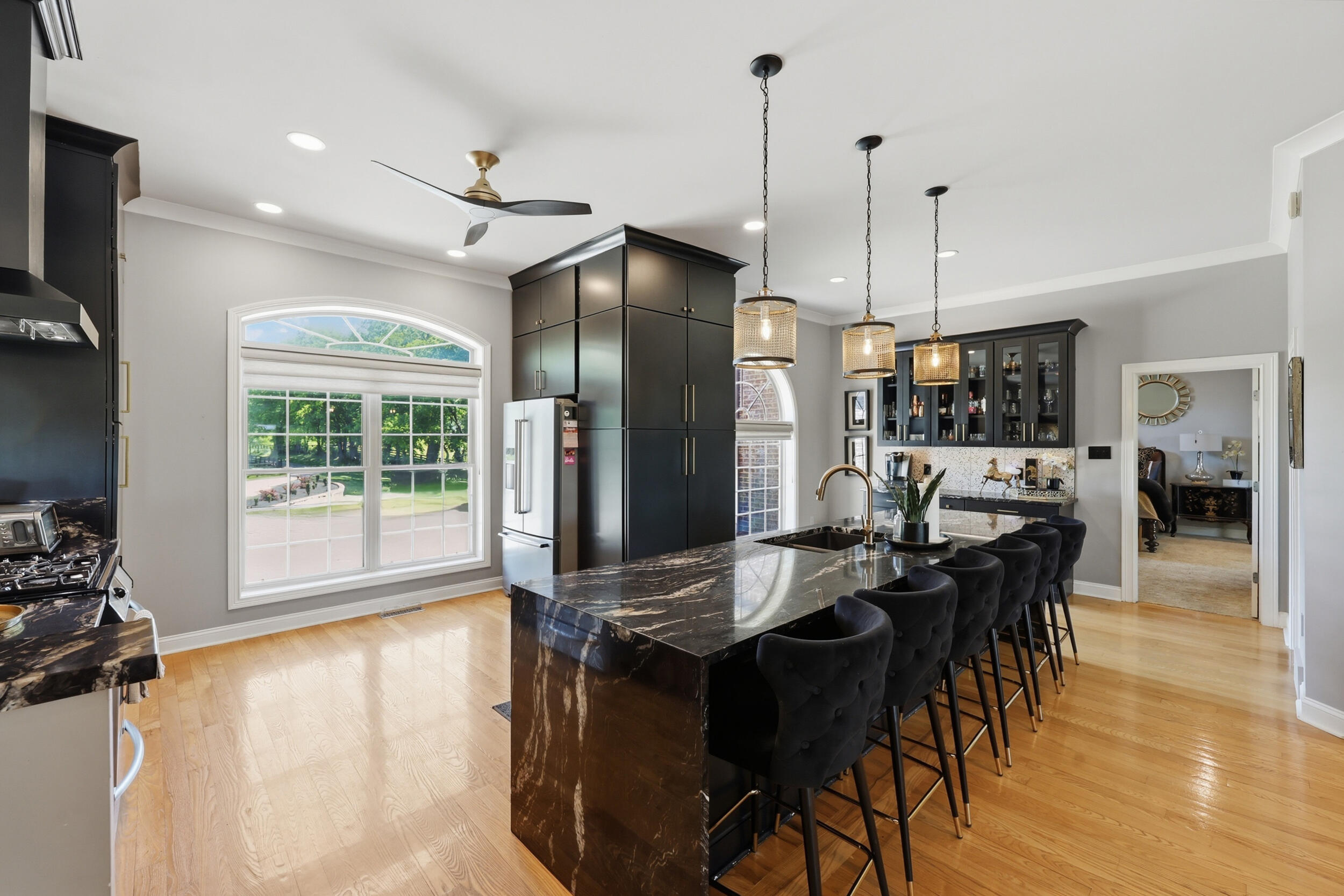 621 S Cleveland Rd, Lexington, KY, 40515, USA, 5 Bedrooms Bedrooms, ,5 BathroomsBathrooms,Residential,Pending,621 S Cleveland Rd,26010946