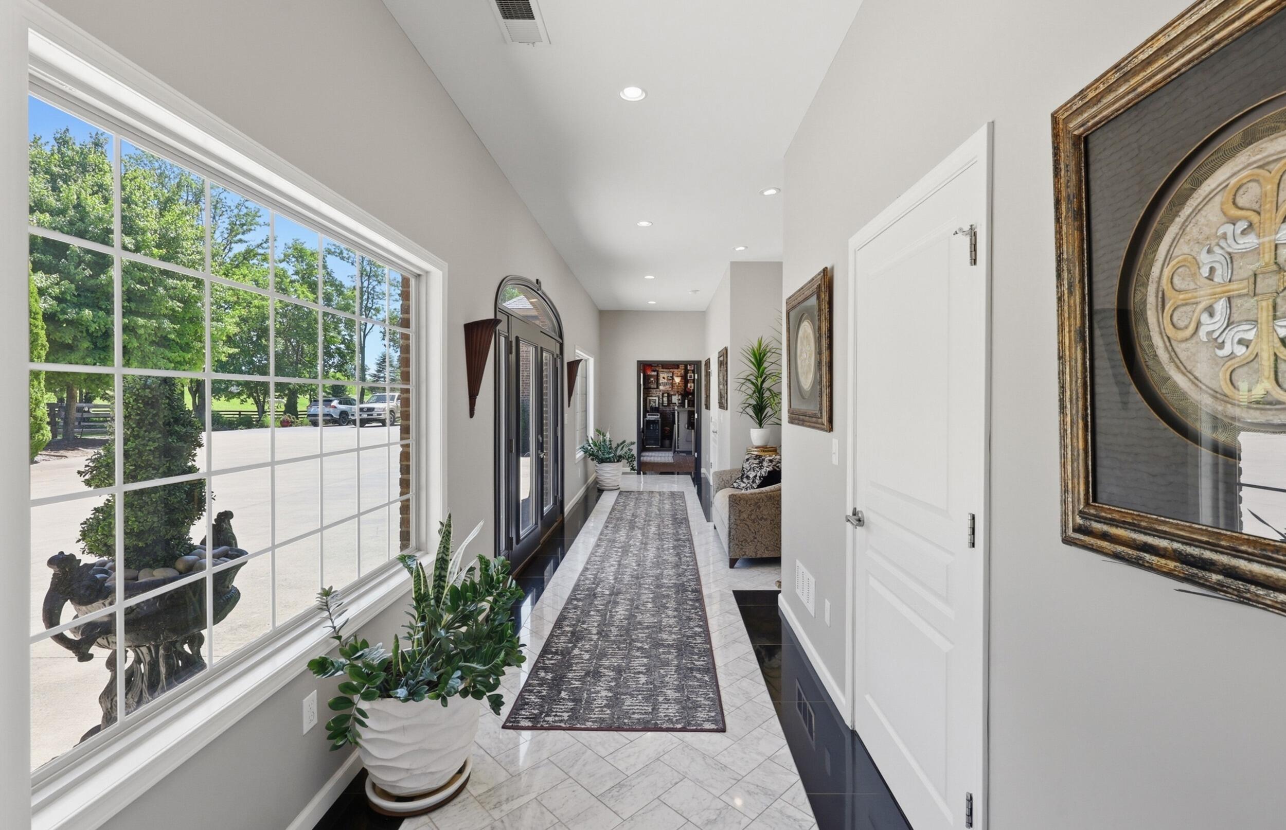 621 S Cleveland Rd, Lexington, KY, 40515, USA, 5 Bedrooms Bedrooms, ,5 BathroomsBathrooms,Residential,Pending,621 S Cleveland Rd,26010946