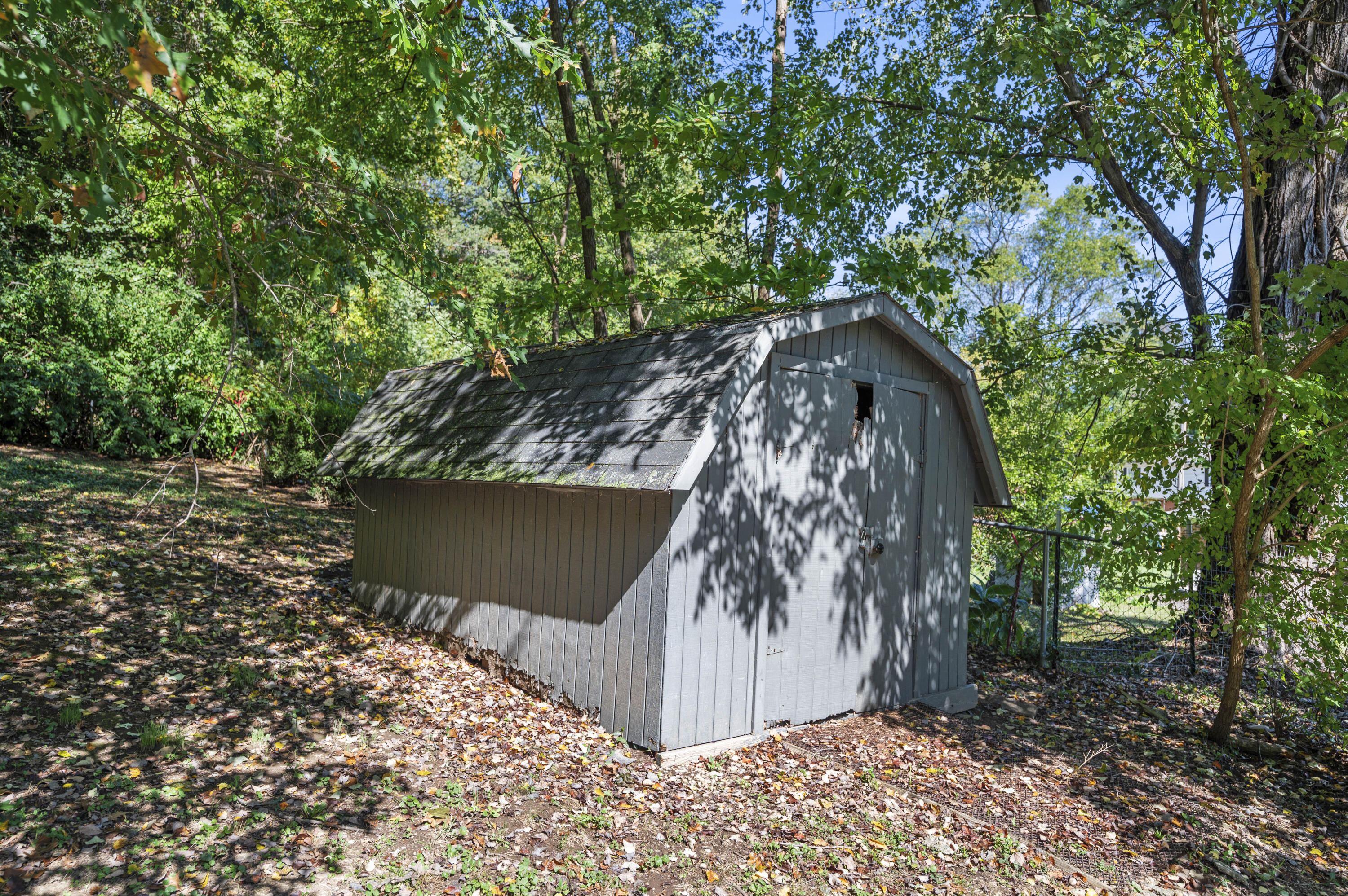 Berea, Kentucky 40403, United States, 4 Bedrooms Bedrooms, ,2 BathroomsBathrooms,Residential,Active,225257