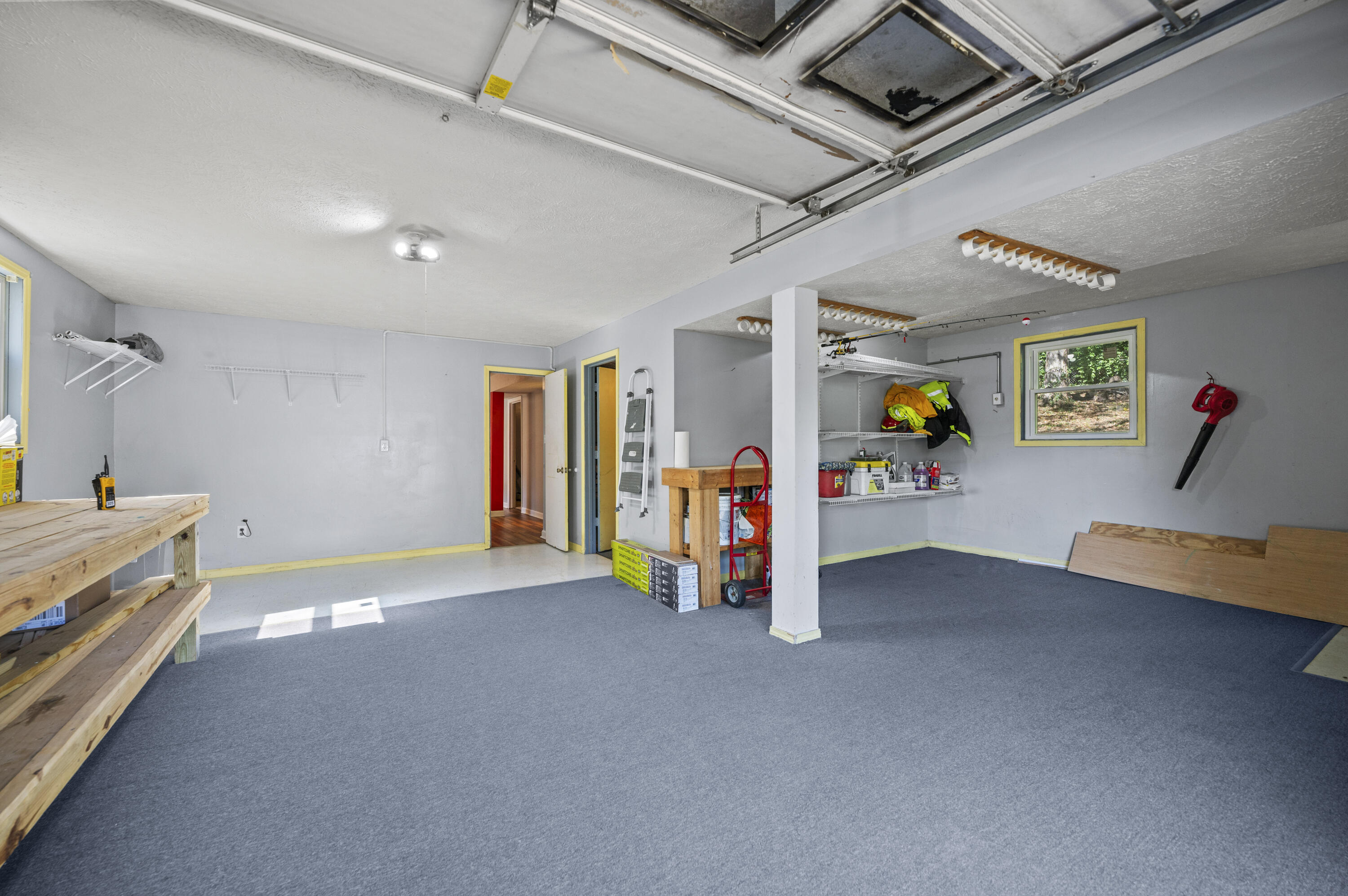 Berea, Kentucky 40403, United States, 4 Bedrooms Bedrooms, ,2 BathroomsBathrooms,Residential,Active,225257