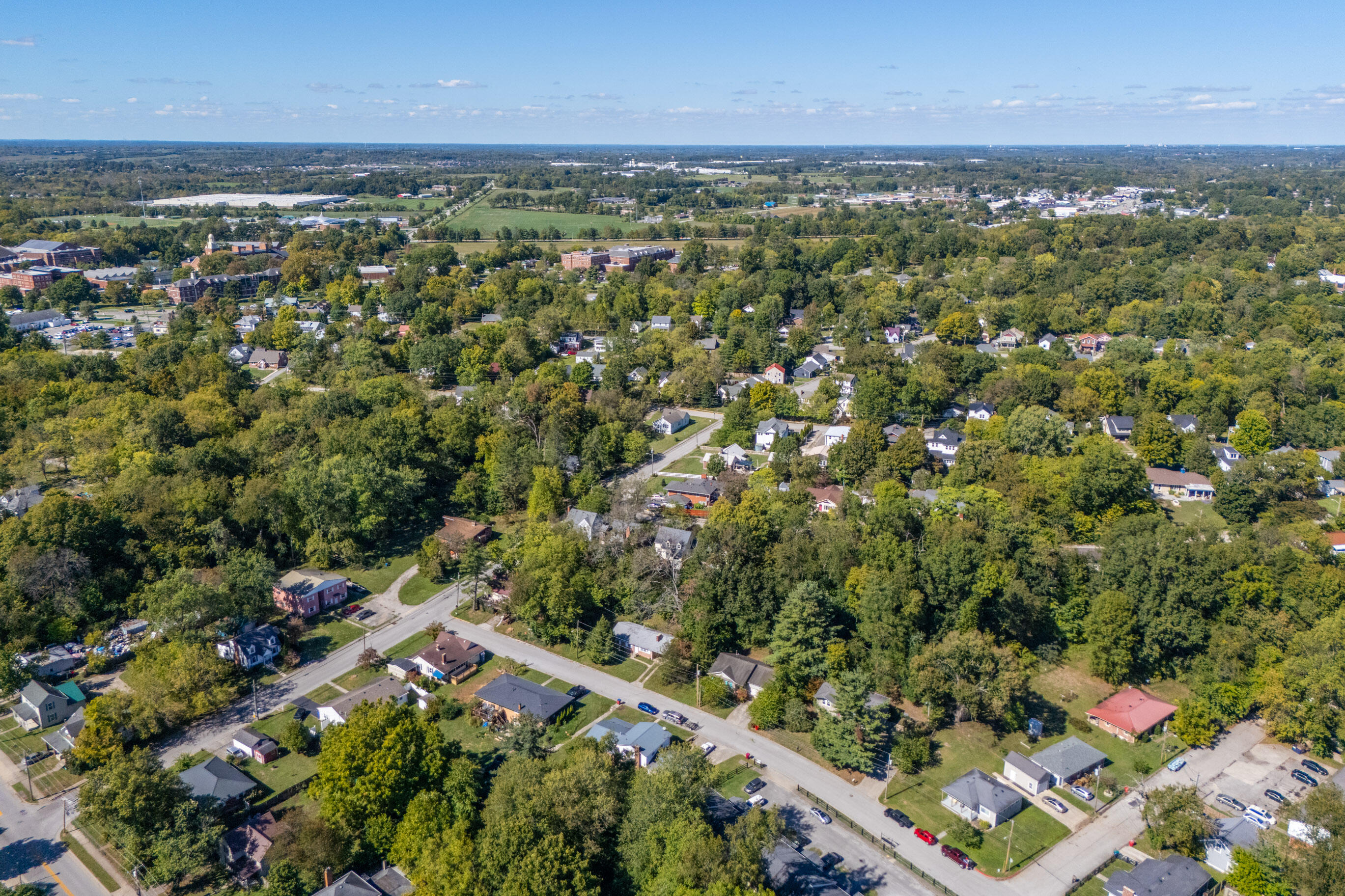 Berea, Kentucky 40403, United States, 4 Bedrooms Bedrooms, ,2 BathroomsBathrooms,Residential,Active,225257