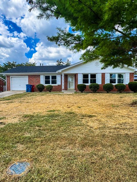 Photo of 1214 Dee Dee Drive, Richmond, KY 40475 (MLS # 25500105)