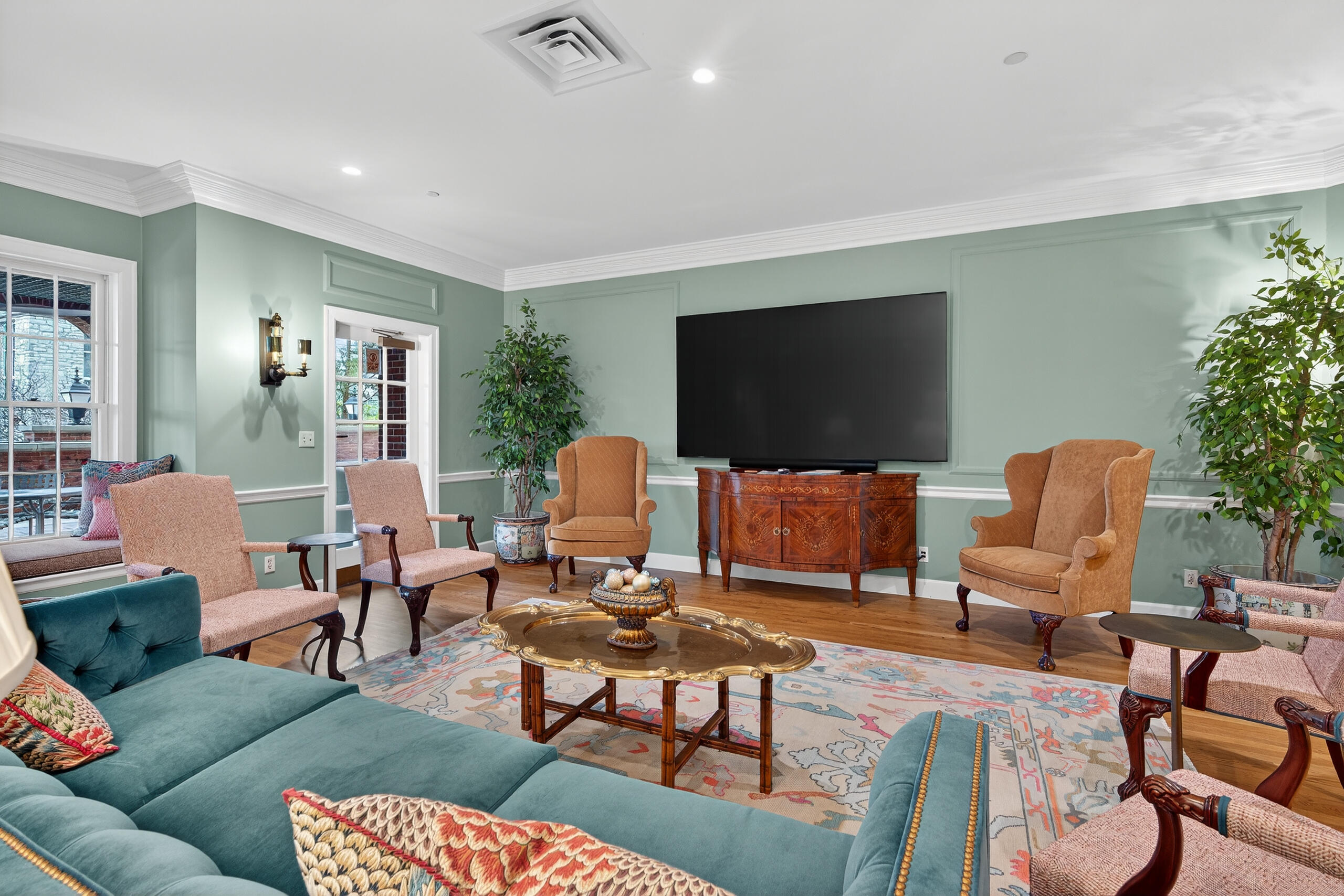 Lexington, Kentucky 40502, United States, 2 Bedrooms Bedrooms, ,2 BathroomsBathrooms,Residential,Active,248922