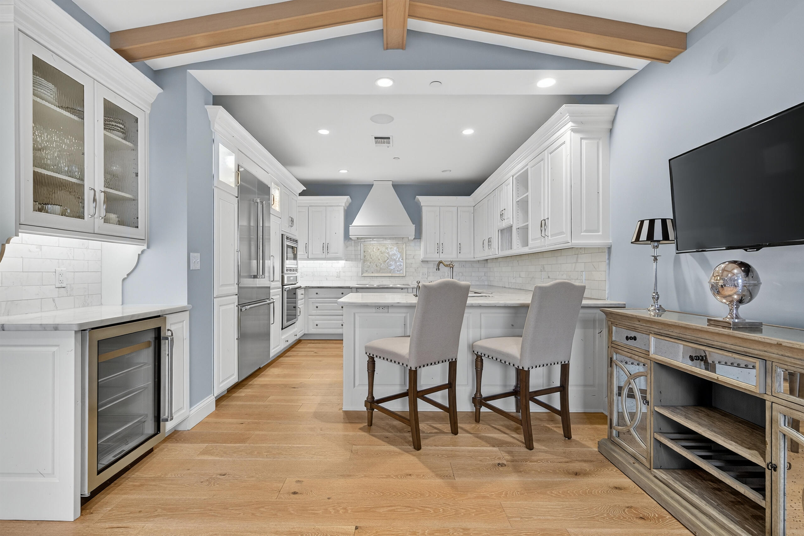 Lexington, Kentucky 40502, United States, 2 Bedrooms Bedrooms, ,2 BathroomsBathrooms,Residential,Active,248922