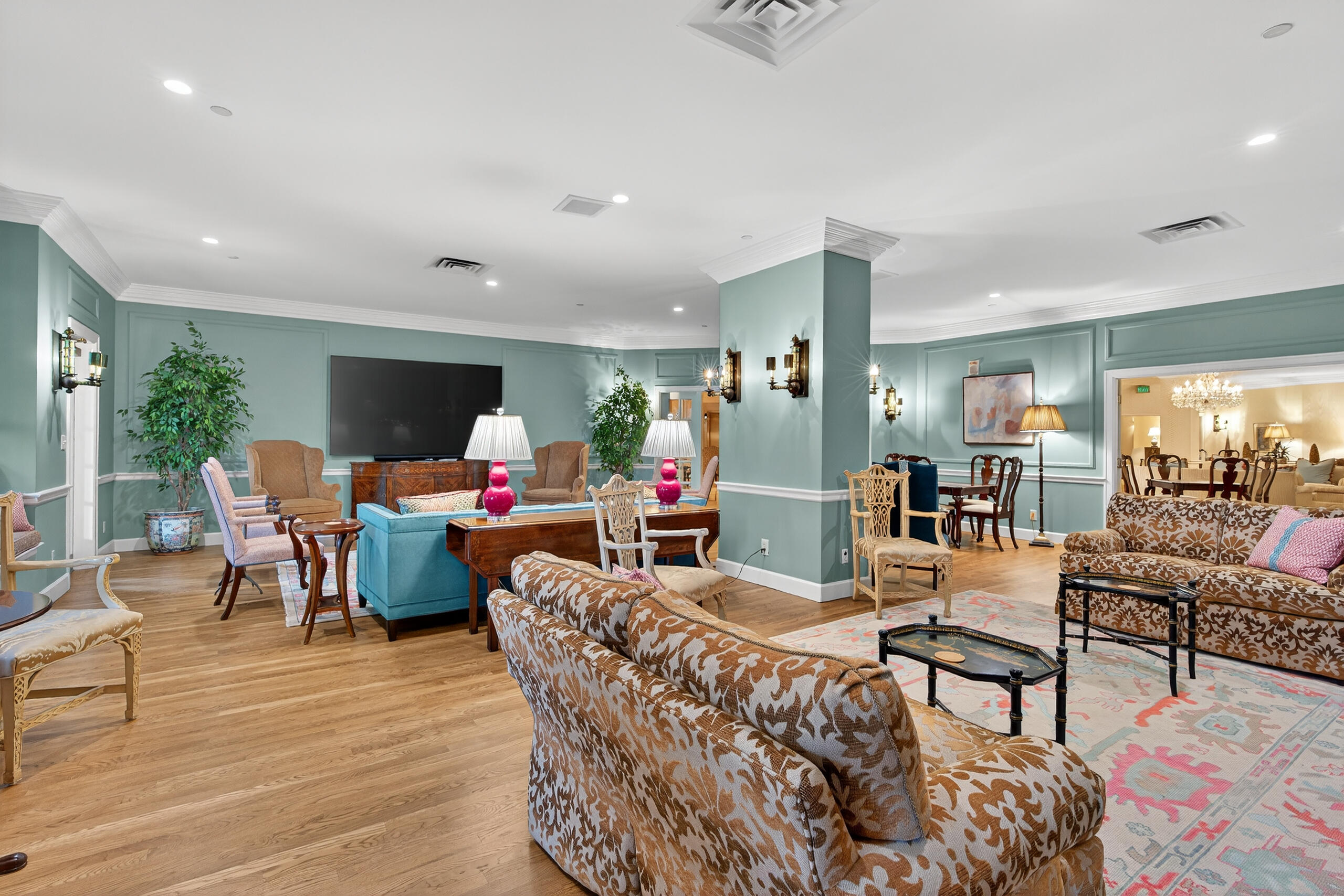 Lexington, Kentucky 40502, United States, 2 Bedrooms Bedrooms, ,2 BathroomsBathrooms,Residential,Active,248922