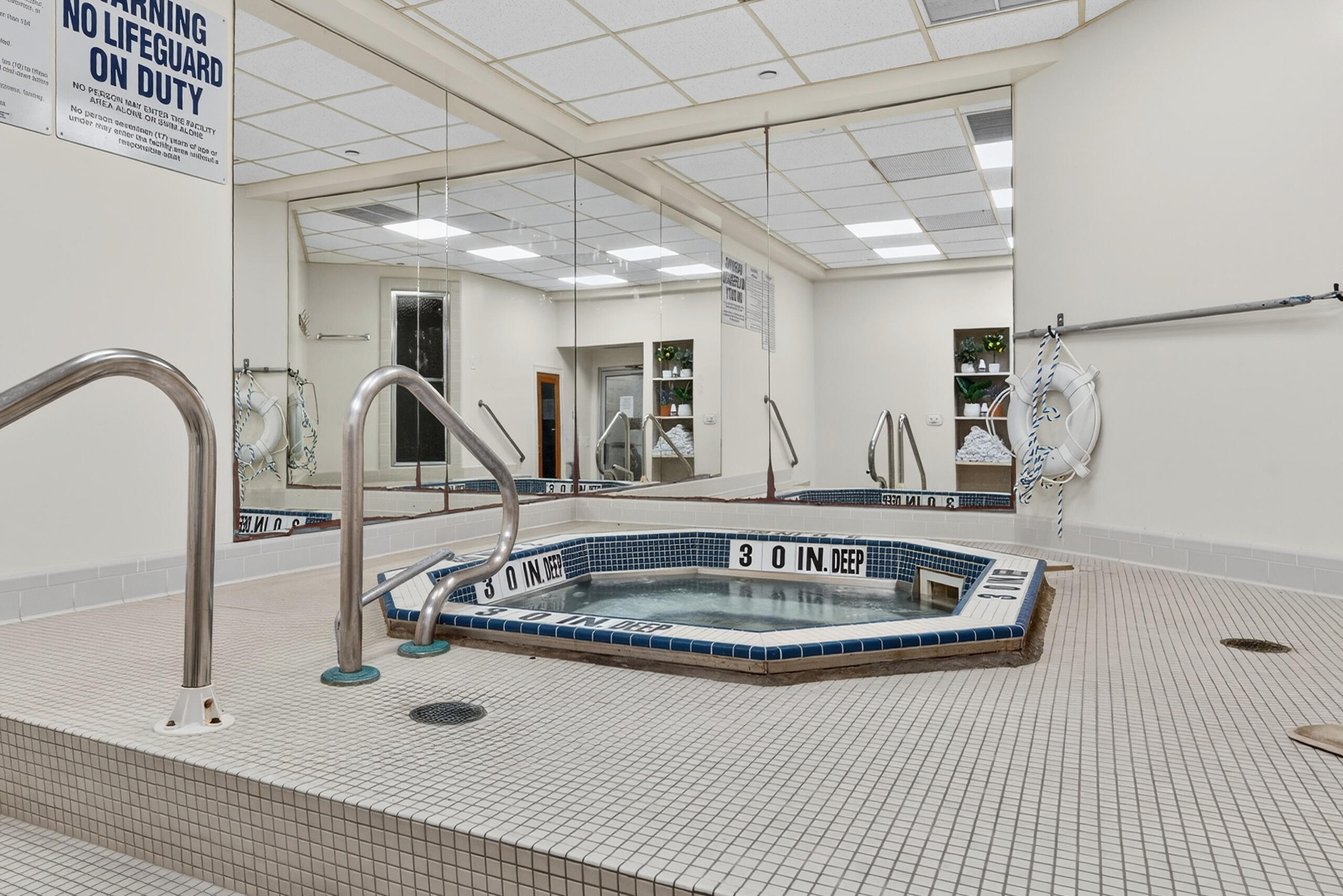 Lexington, Kentucky 40502, United States, 2 Bedrooms Bedrooms, ,2 BathroomsBathrooms,Residential,Active,248922