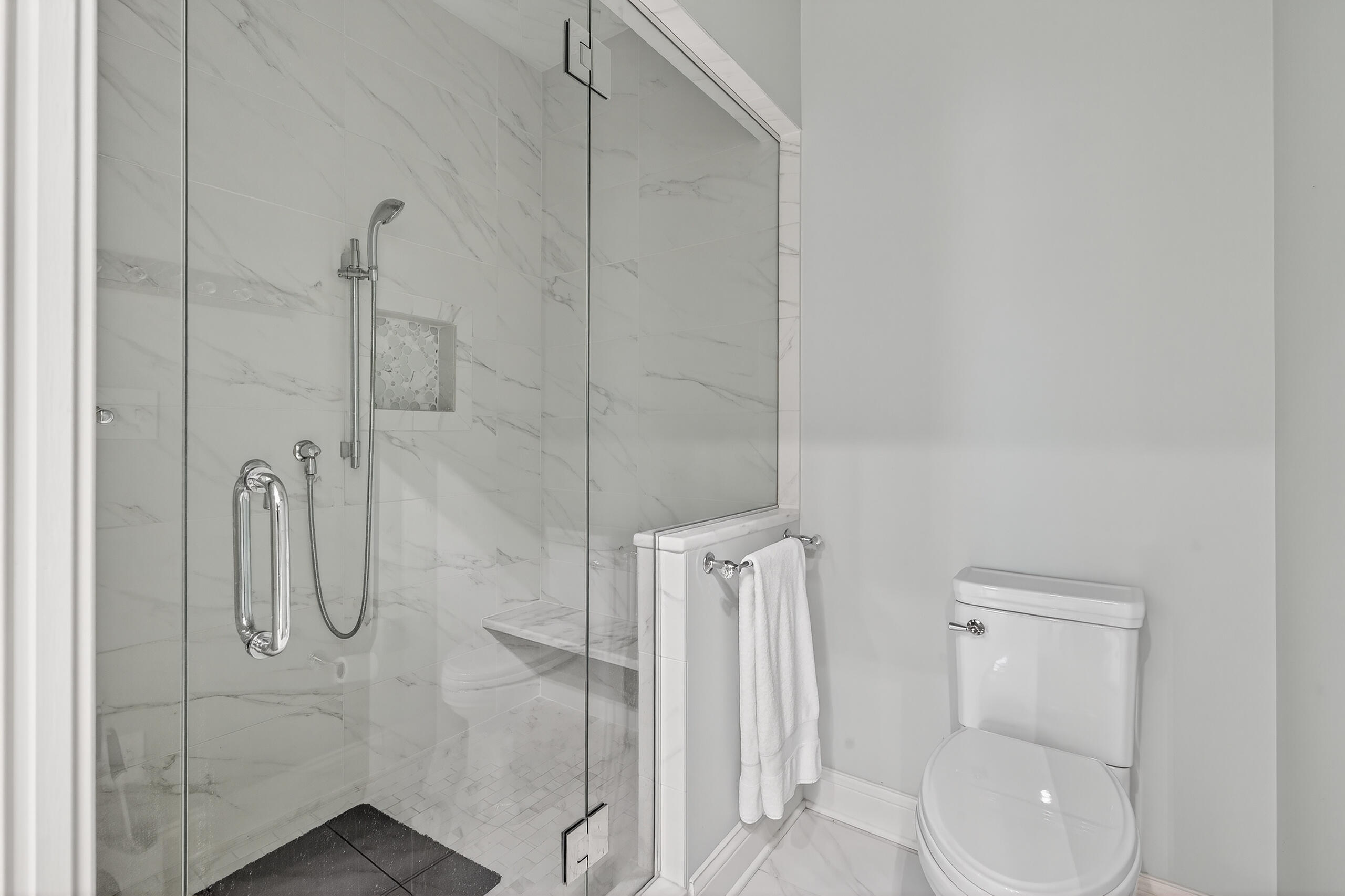 Lexington, Kentucky 40502, United States, 2 Bedrooms Bedrooms, ,2 BathroomsBathrooms,Residential,Active,248922