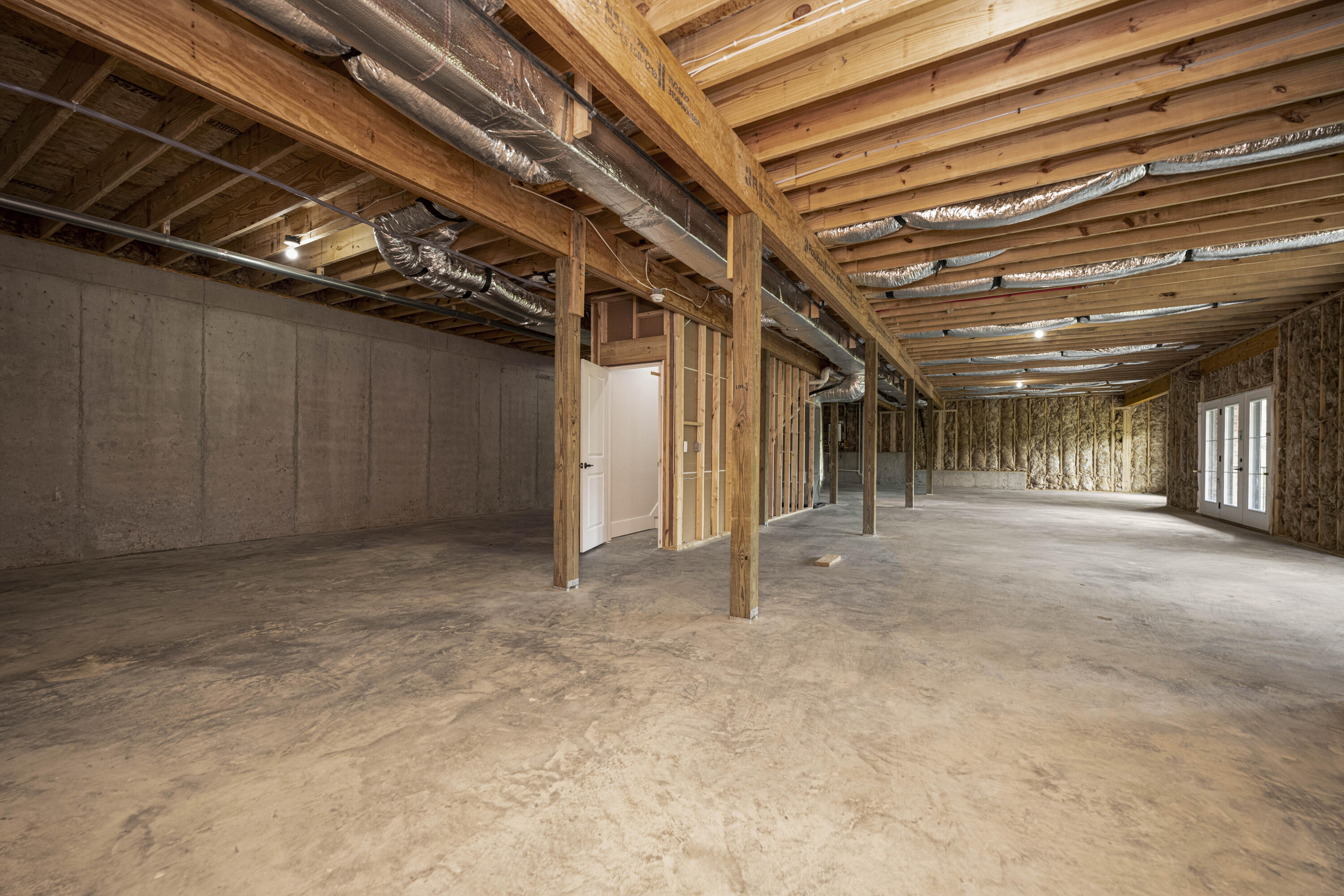 Richmond, Kentucky 40475, United States, 3 Bedrooms Bedrooms, ,3 BathroomsBathrooms,Residential,Pending,66065