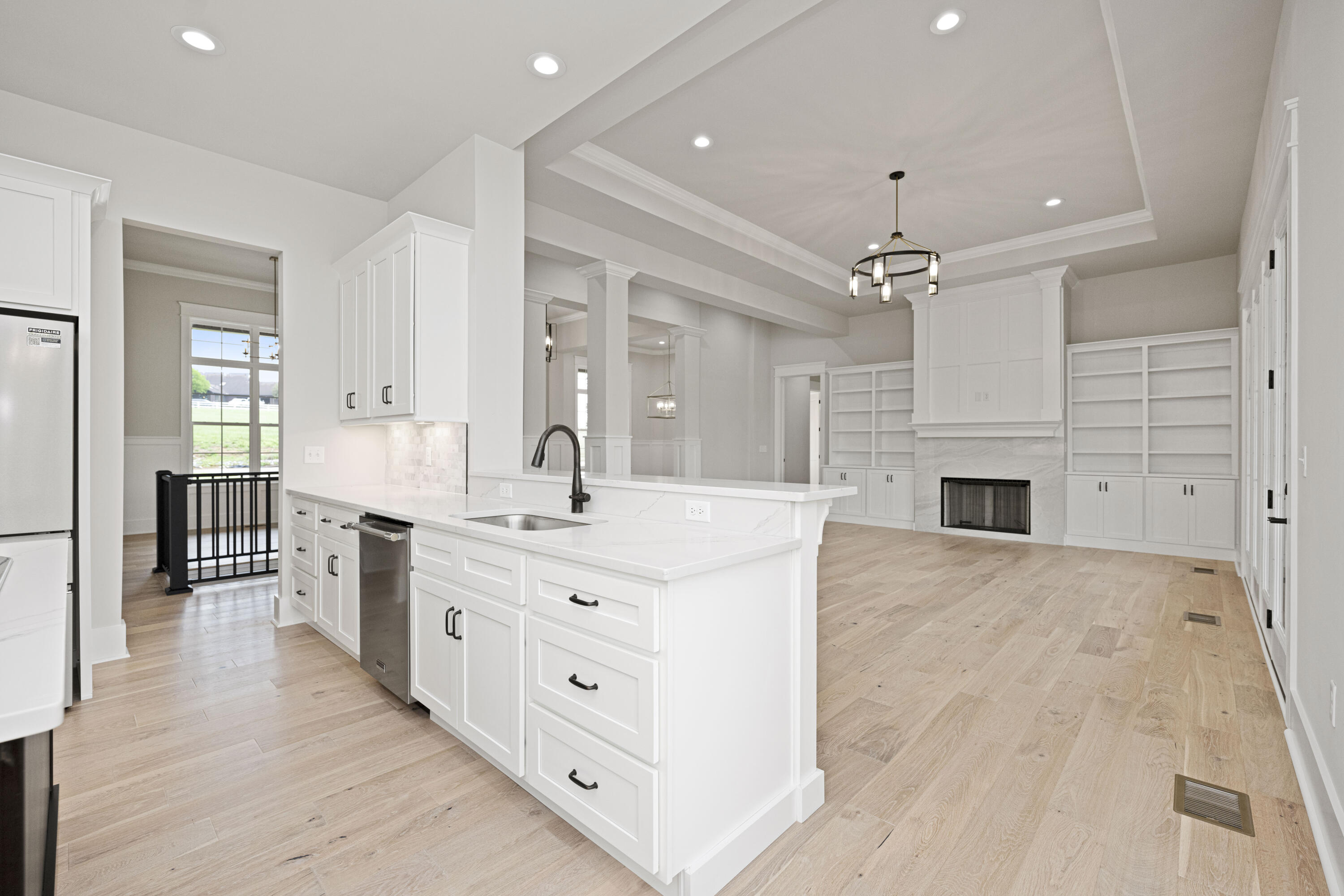 Richmond, Kentucky 40475, United States, 3 Bedrooms Bedrooms, ,3 BathroomsBathrooms,Residential,Pending,66065