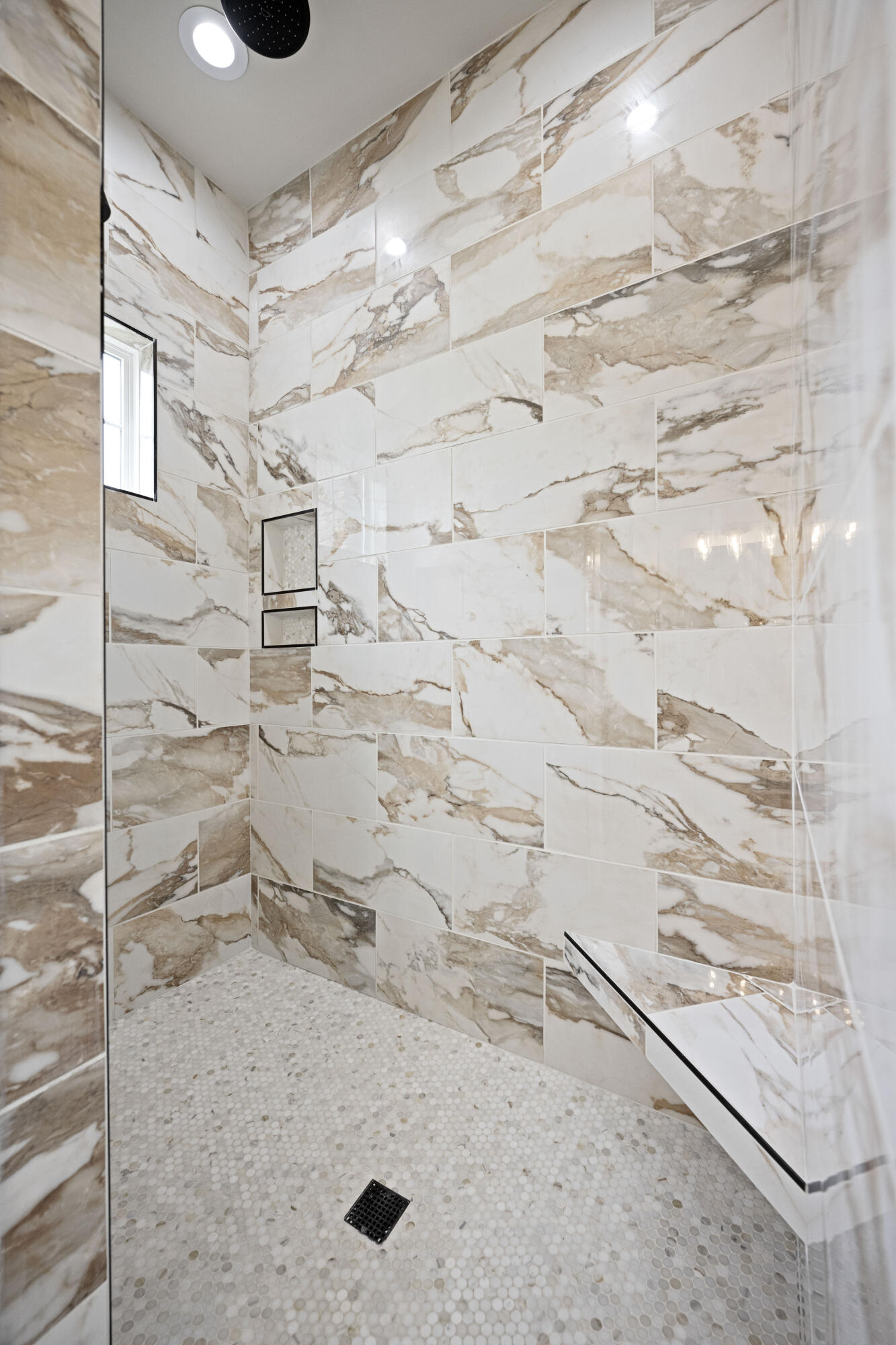 Richmond, Kentucky 40475, United States, 3 Bedrooms Bedrooms, ,3 BathroomsBathrooms,Residential,Pending,66065