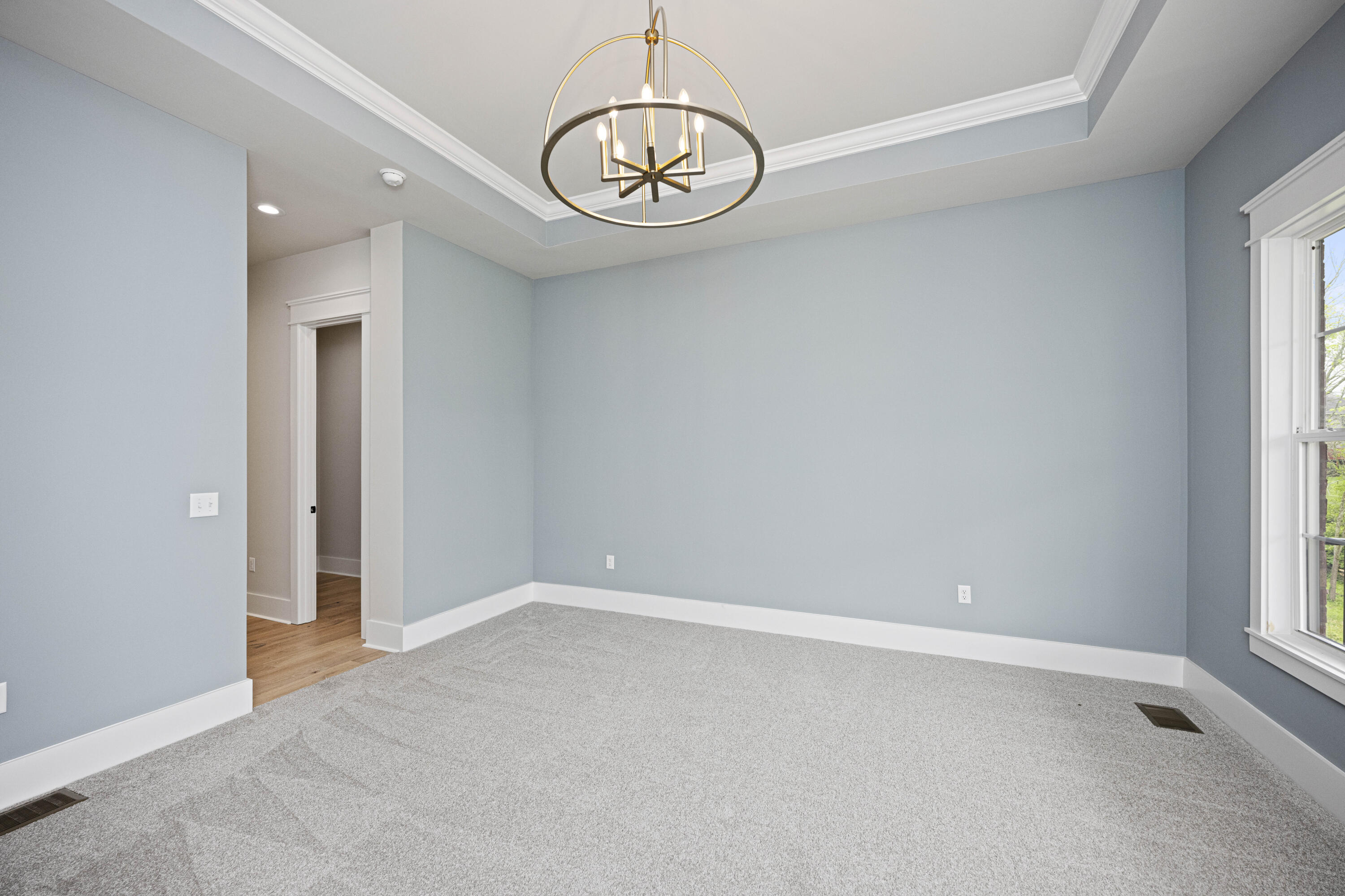 Richmond, Kentucky 40475, United States, 3 Bedrooms Bedrooms, ,3 BathroomsBathrooms,Residential,Pending,66065