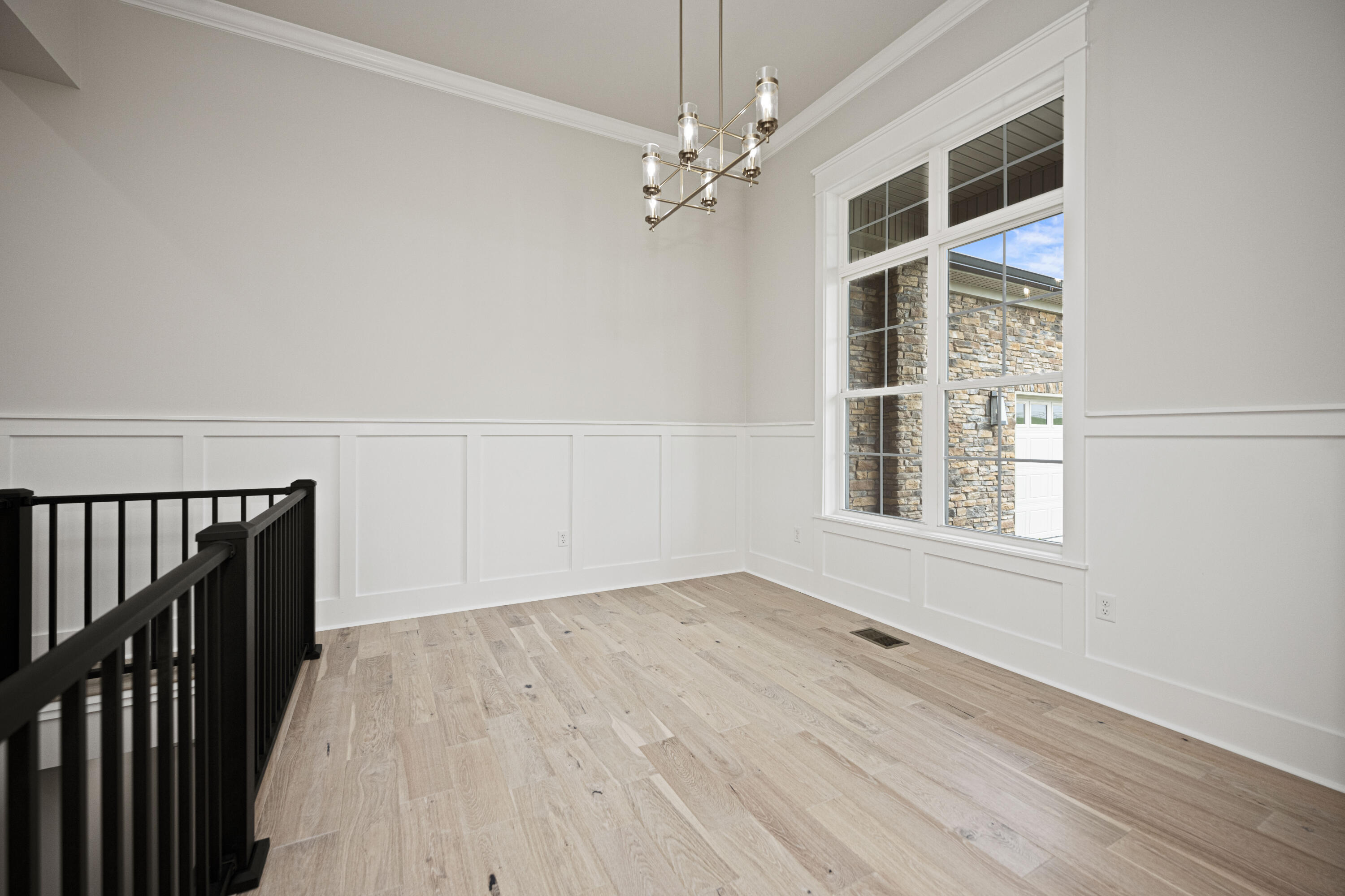 Richmond, Kentucky 40475, United States, 3 Bedrooms Bedrooms, ,3 BathroomsBathrooms,Residential,Pending,66065