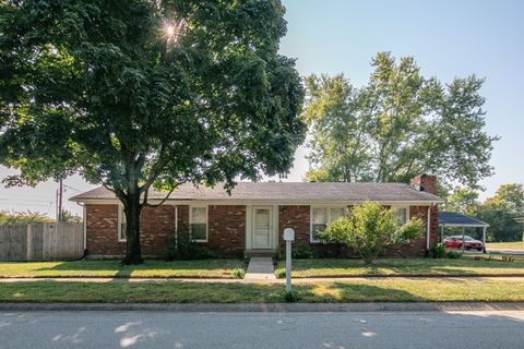 Photo of 140 Dan Drive, Versailles, KY 40383 (MLS # 25501822)