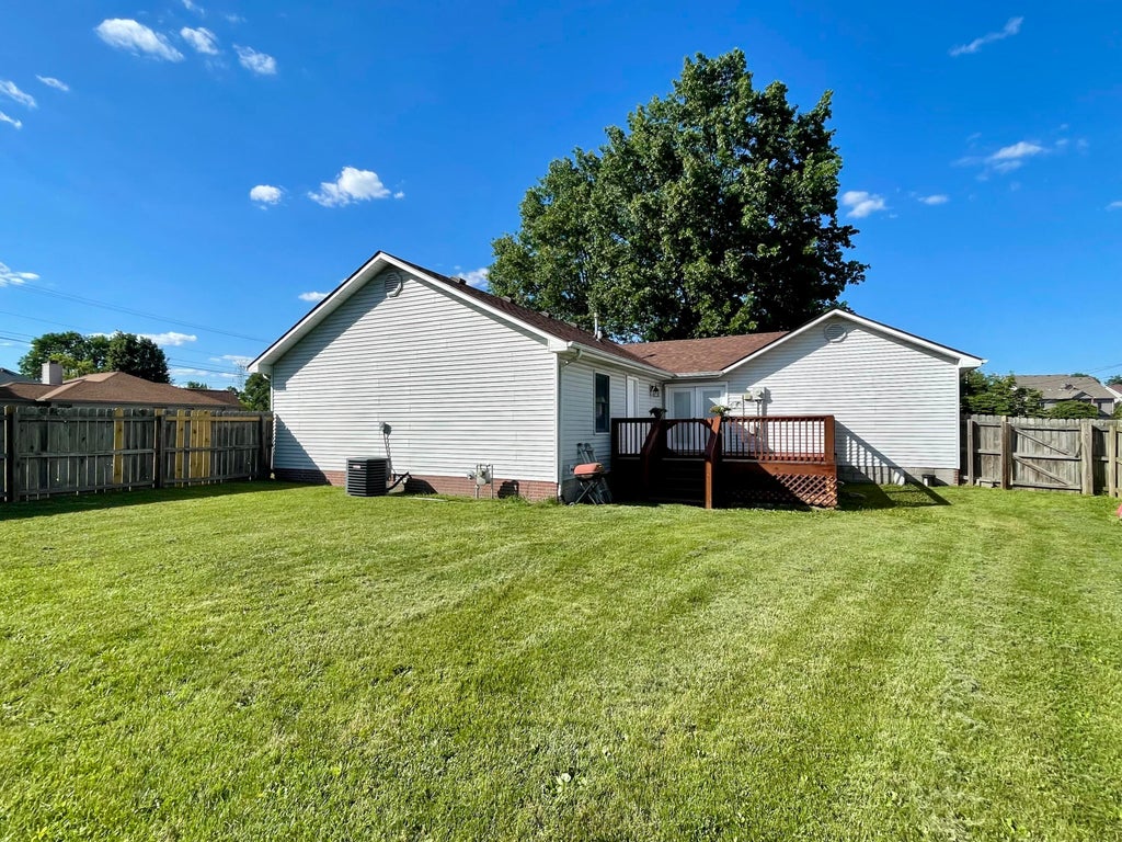 Photo of 312 Bell Lawn Drive, Nicholasville, KY 40356 (MLS # 26012590)
